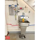 S/S Hand Sink with Foot Controls, Ecolab Commander, Model: 4455 (Parts Machine)