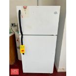 Electrolux Refrigerator / Freezer, Model: WRT5B1EW4, S/N: BA63706570