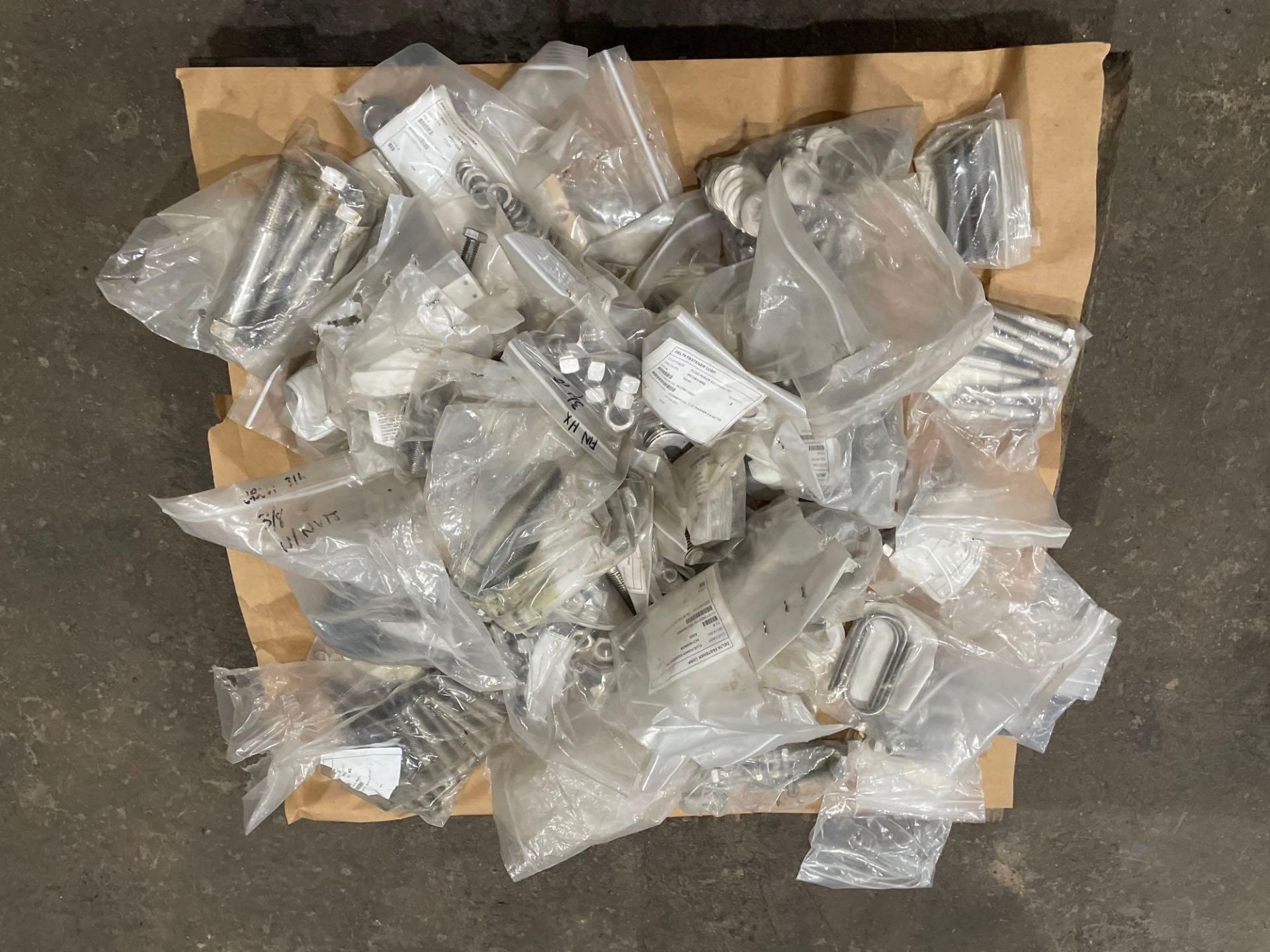 Lot: Assorted Stainless Nuts, Bolts and Washers. See Photo - Image 5 of 5