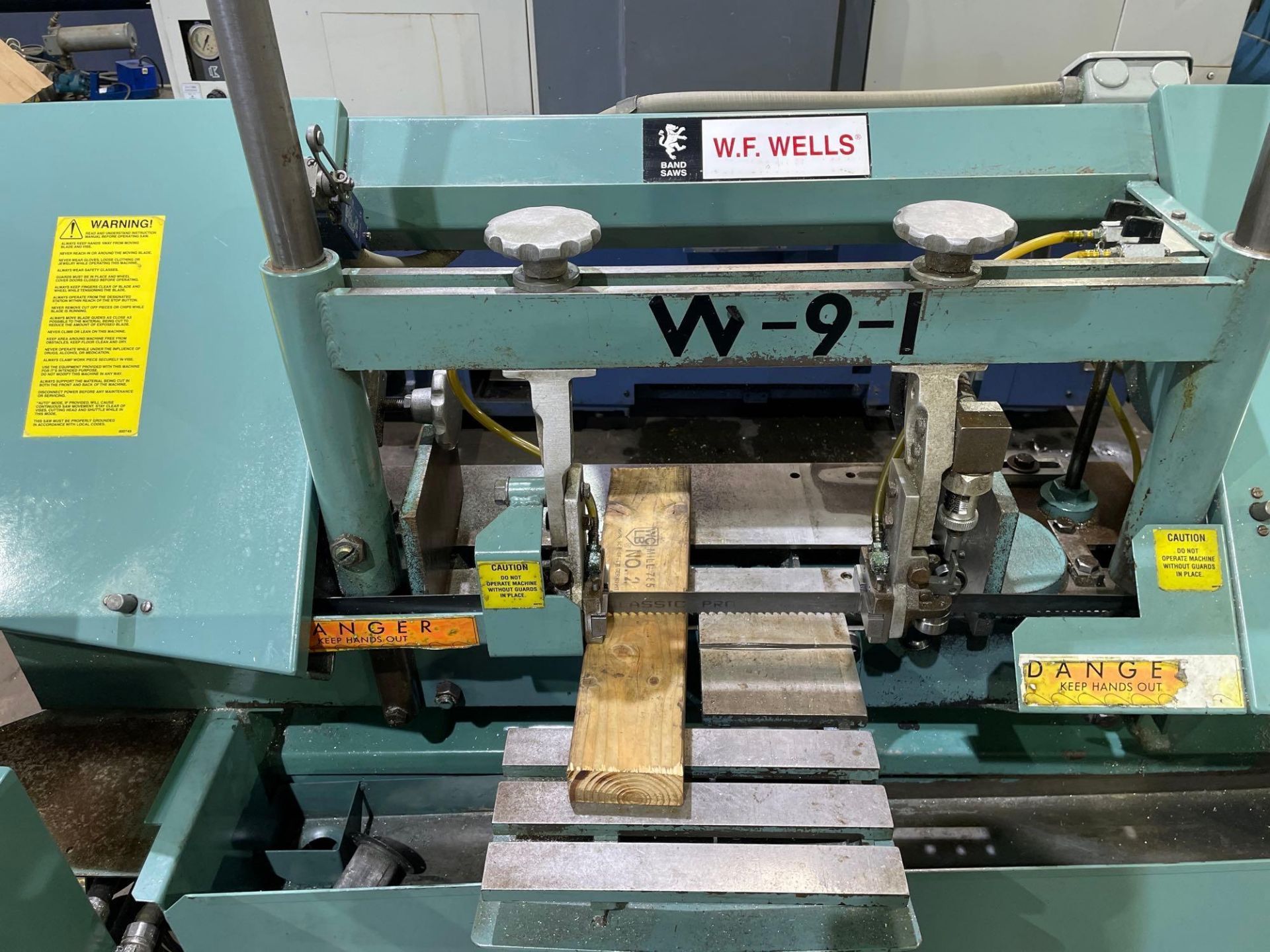 Wells W9 Horizontal Band Saw with Conveyor, S/N W127477 - Image 5 of 9