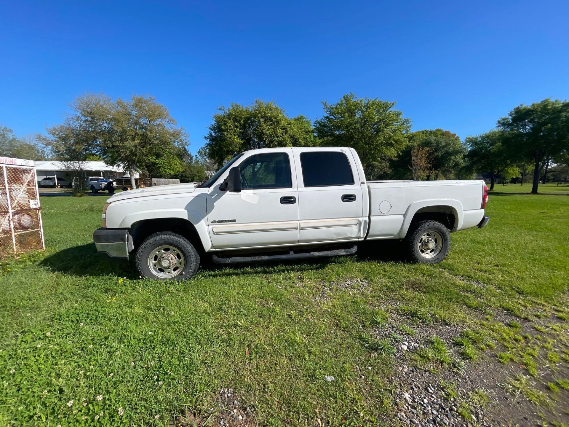 2006, Chevy Silverado 2500 HD Crew Cab, Vin #1GCHC23U06F154413 - Image 2 of 14