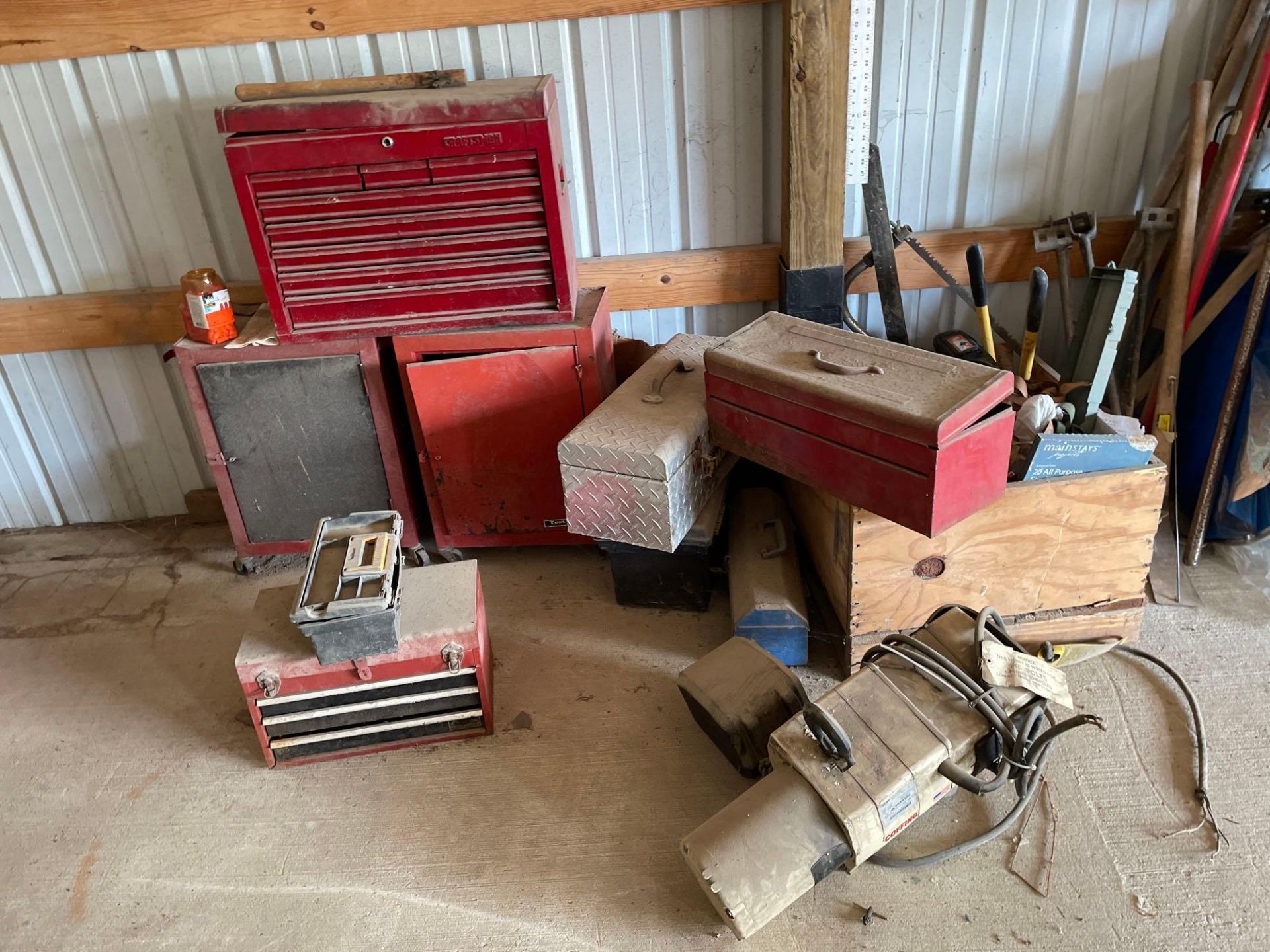 Lot of Miscellaneous shop items: Metal Shelves, shop vac, tool box, mirrors, Coffing Hoist - Bild 4 aus 7