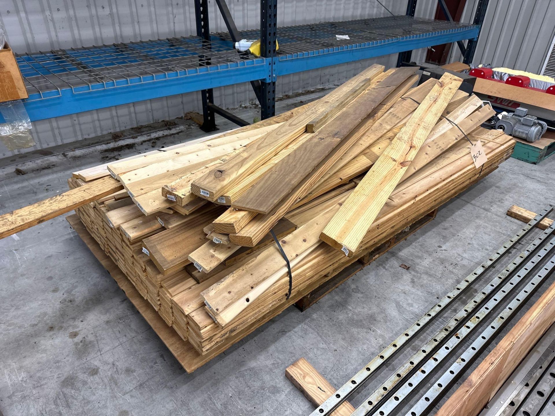Lot of Assorted Lumber - Image 3 of 3