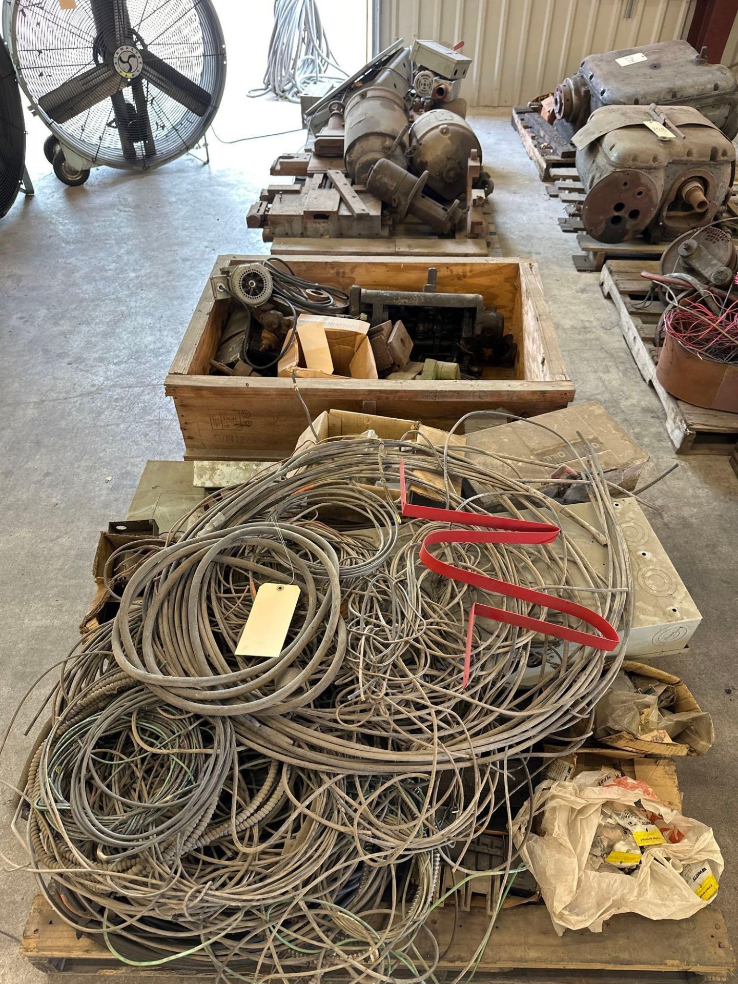 Lot of 14 Pallets of Axelson Parts: Motors, Gear Boxes, Steady Rests, Tail Stocks, Electrical Cabine - Image 2 of 31