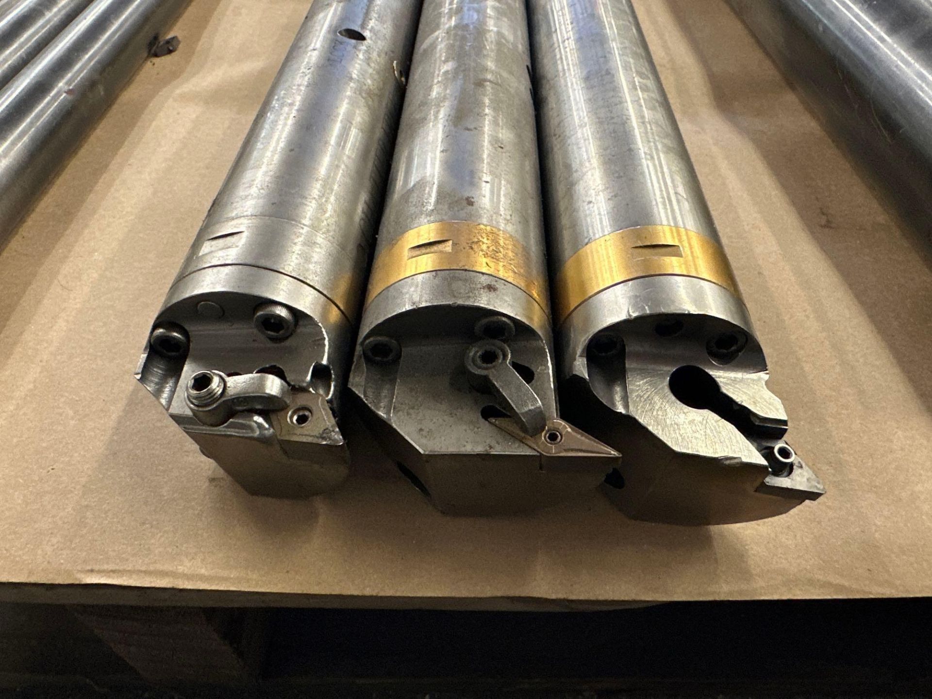 Lot of 3 Ultra Dex Boring Bars with Heads on: (2) CFT B2000 20, 1 7/8” X 19 1/2” (1) CFT B2000 18, 1 - Image 4 of 5