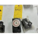 Trav A Dial w/ Mounts Model: 7A for manual machines. Serial Number X-43918.  See photo.