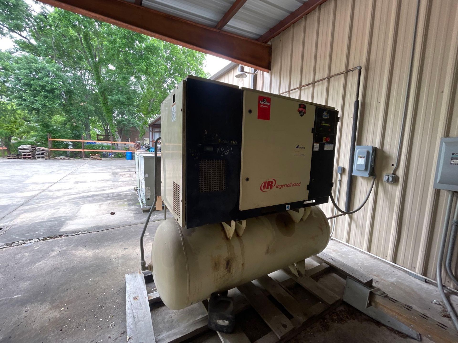 25 HP, Ingersoll Rand Air Compressor with Dryer