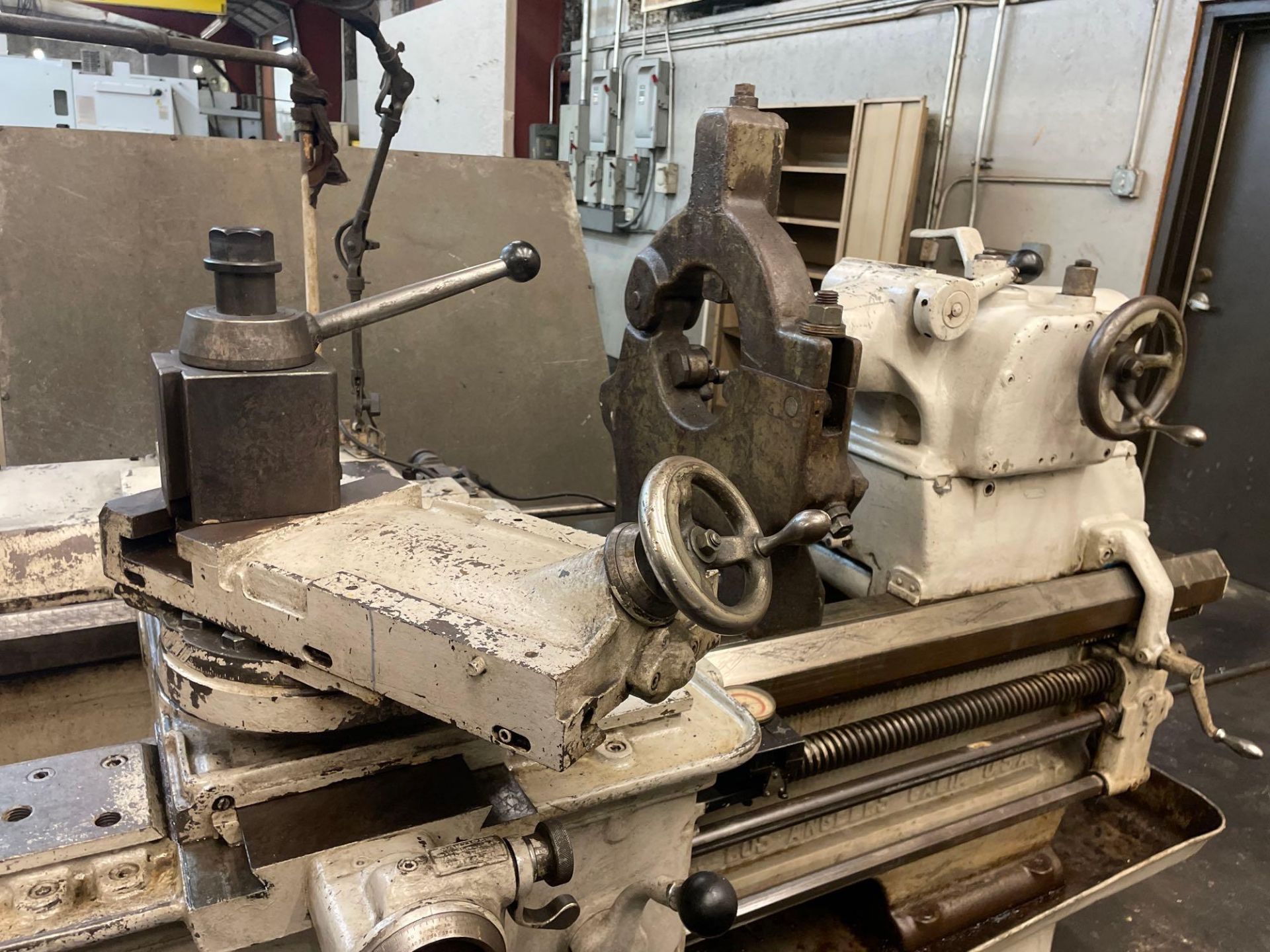 Axelson Hollow Spindle Lathe Lathe S/N 3792 - Image 5 of 14