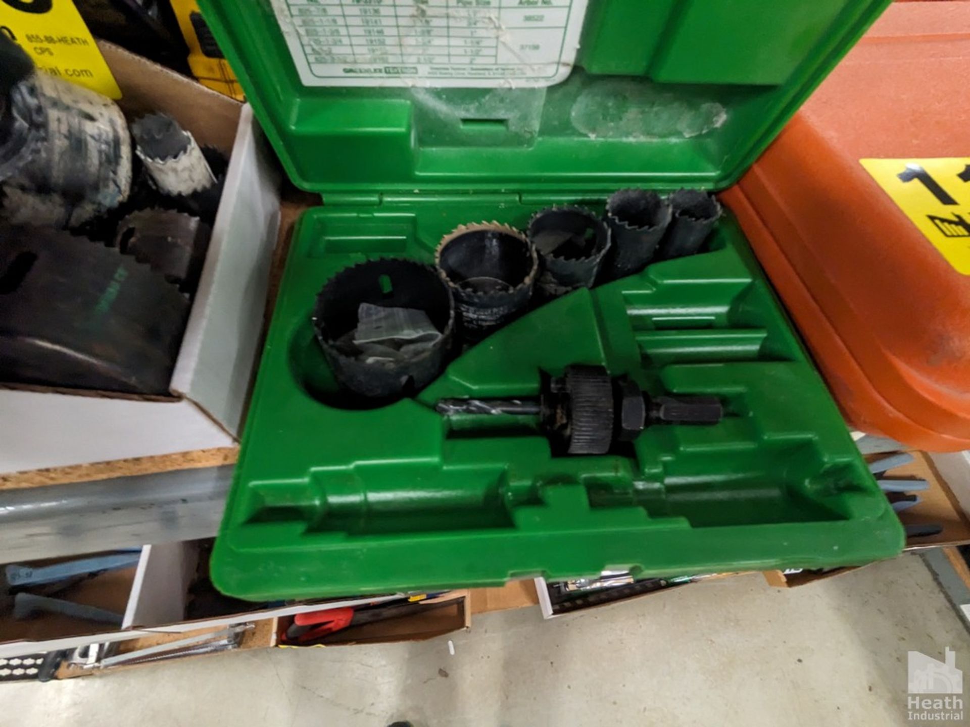 GREENLEE 830 HOLE SAW KIT IN CASE
