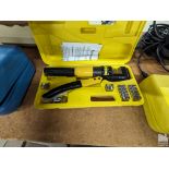 10 TON HYDRAULIC CRIMPING UNIT WITH CASE