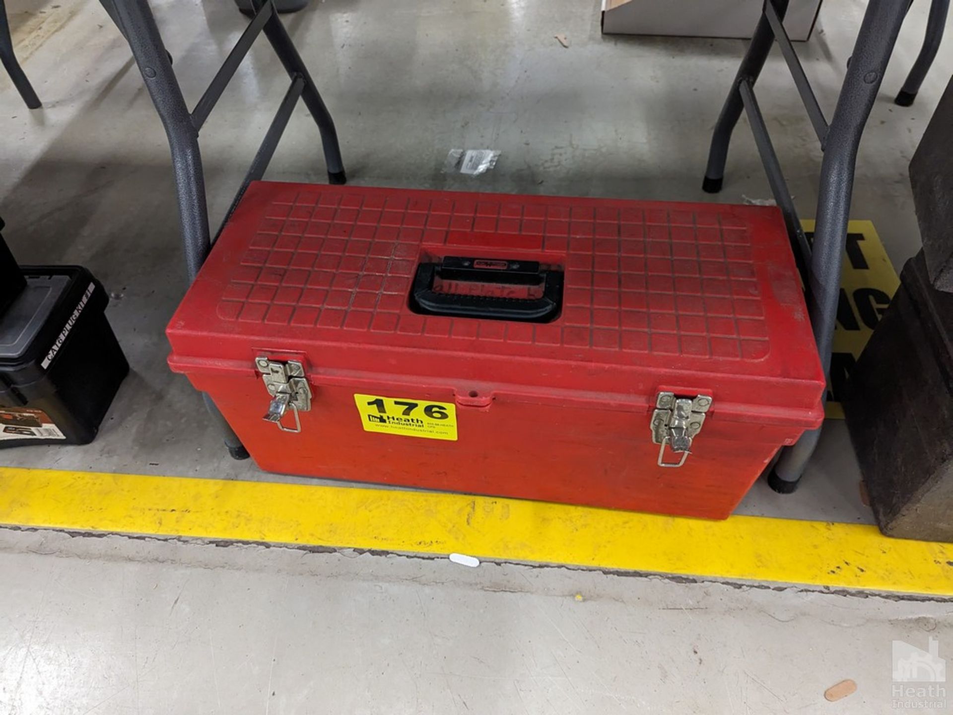 26" TOOL BOX WITH CONTENTS