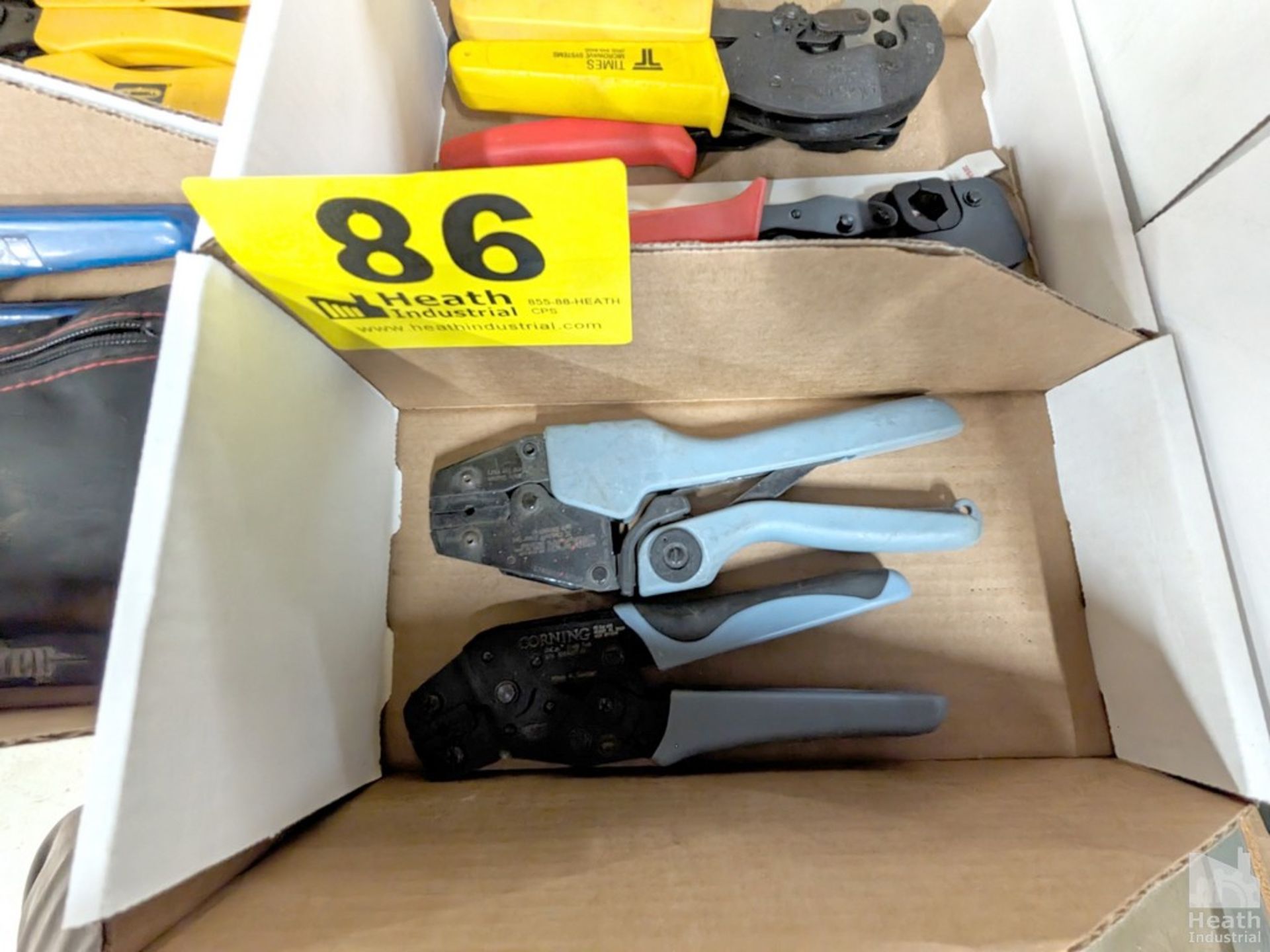 (2) CORNING CRIMPING TOOLS IN BOX