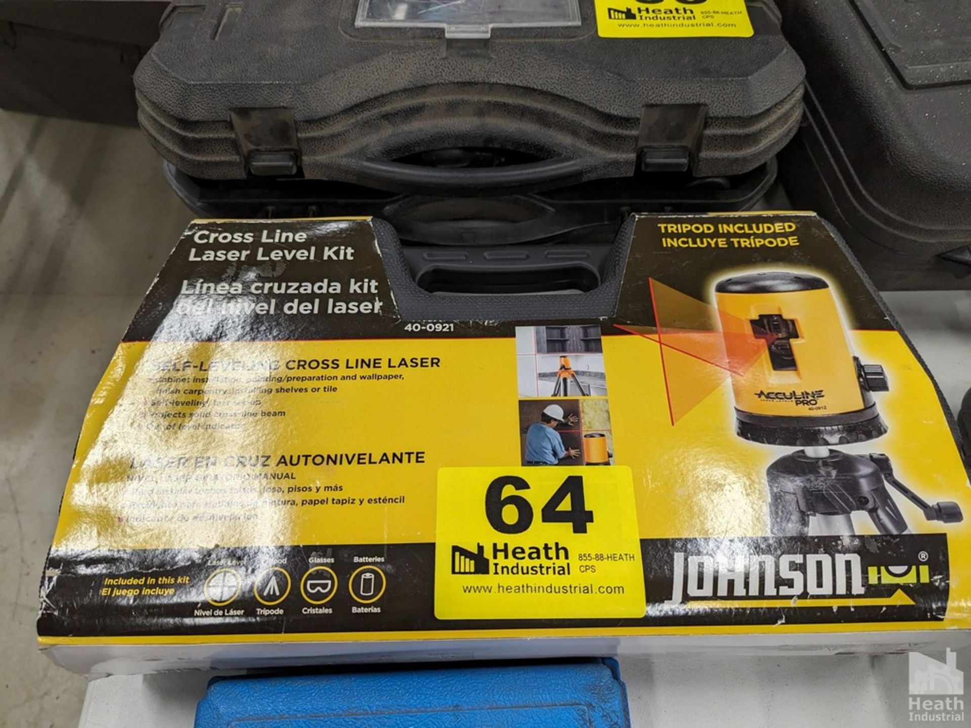 JOHNSON MODEL 40-0921 CROSS LINE LASER LEVELING KIT (APPEARS NEW IN BOX)