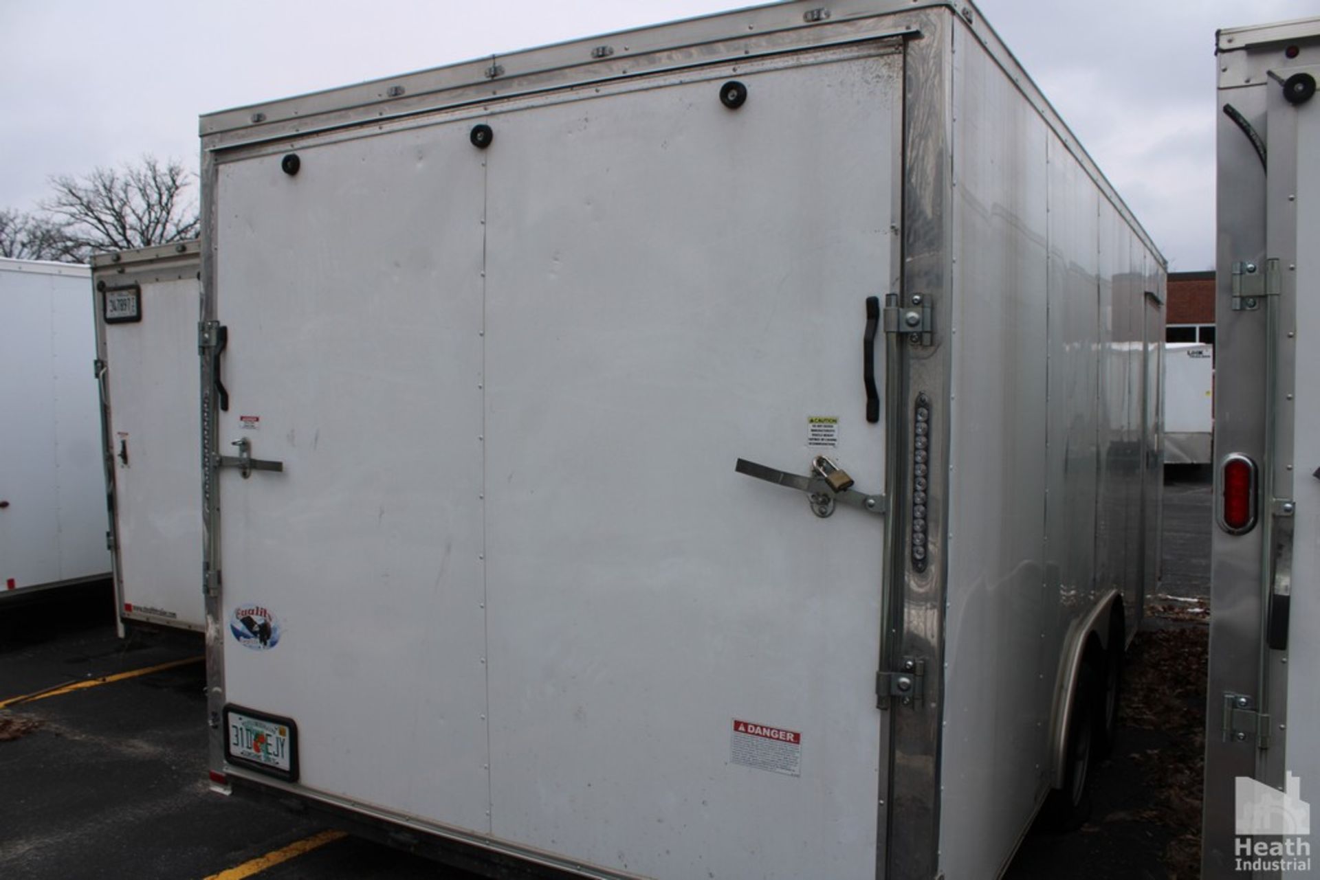 QUALITY CARGO 20’ ENCLOSED TRAILER VIN: 50ZBE2021NN038445 (NEW 2022), WITH SIDE DOOR, DROP DOWN BACK - Image 3 of 4