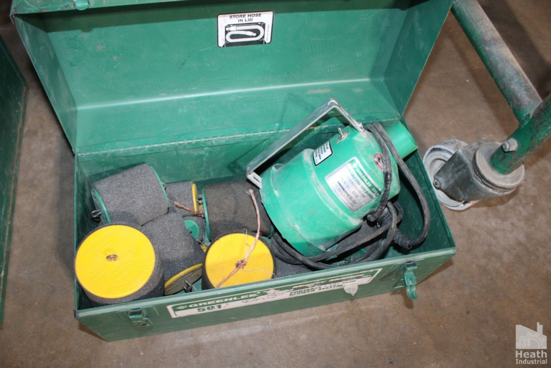 GREENLEE NO. 591 PORTABLE FISH TAPE BLOWER SYSTEM - Image 2 of 2