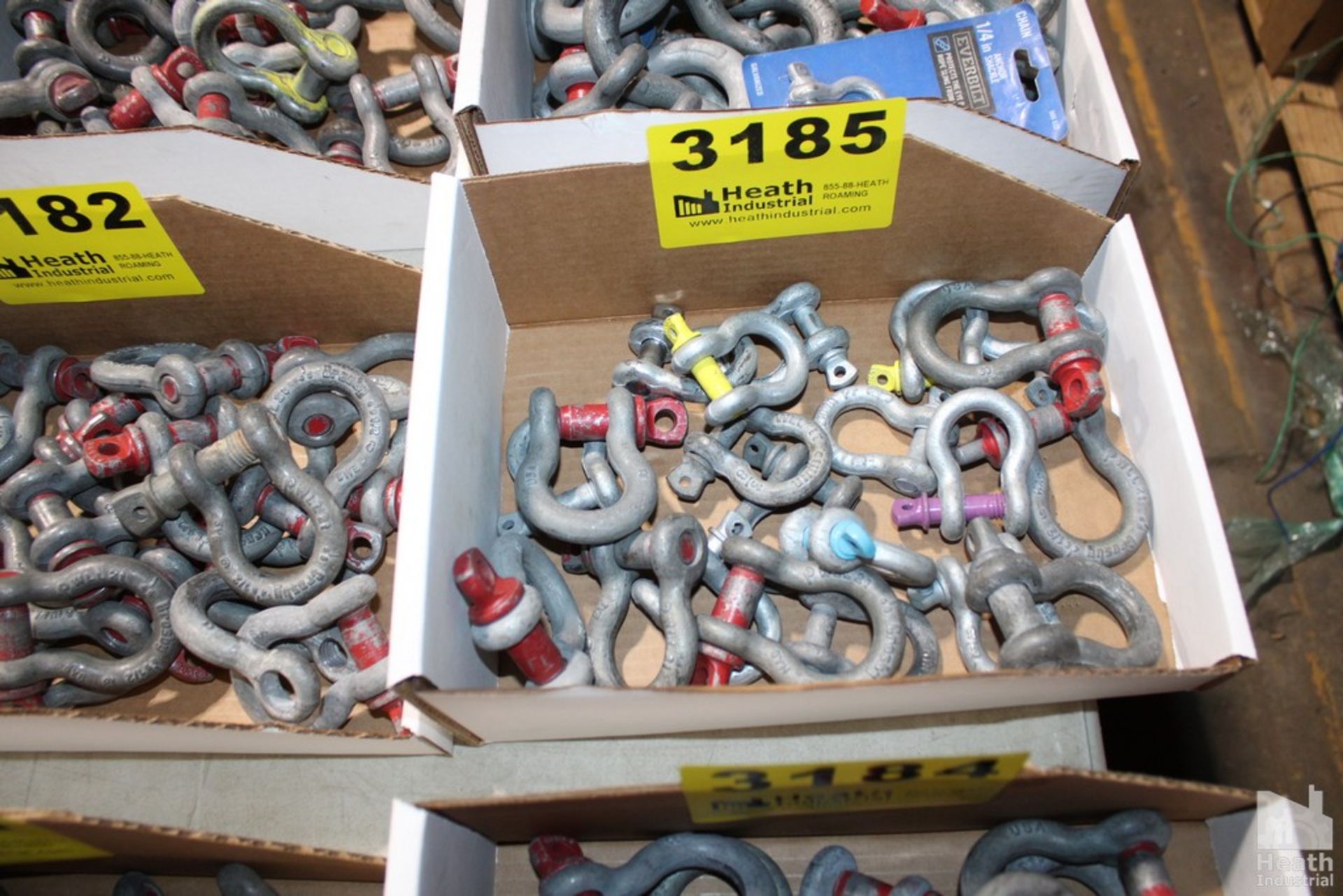 ASSORTED SHACKLES