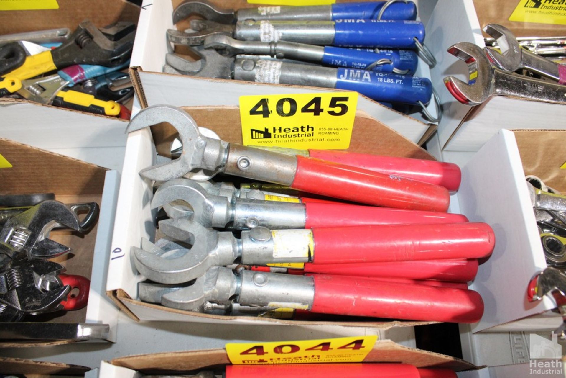 ASSORTED TORQUE WRENCHES IN BOX