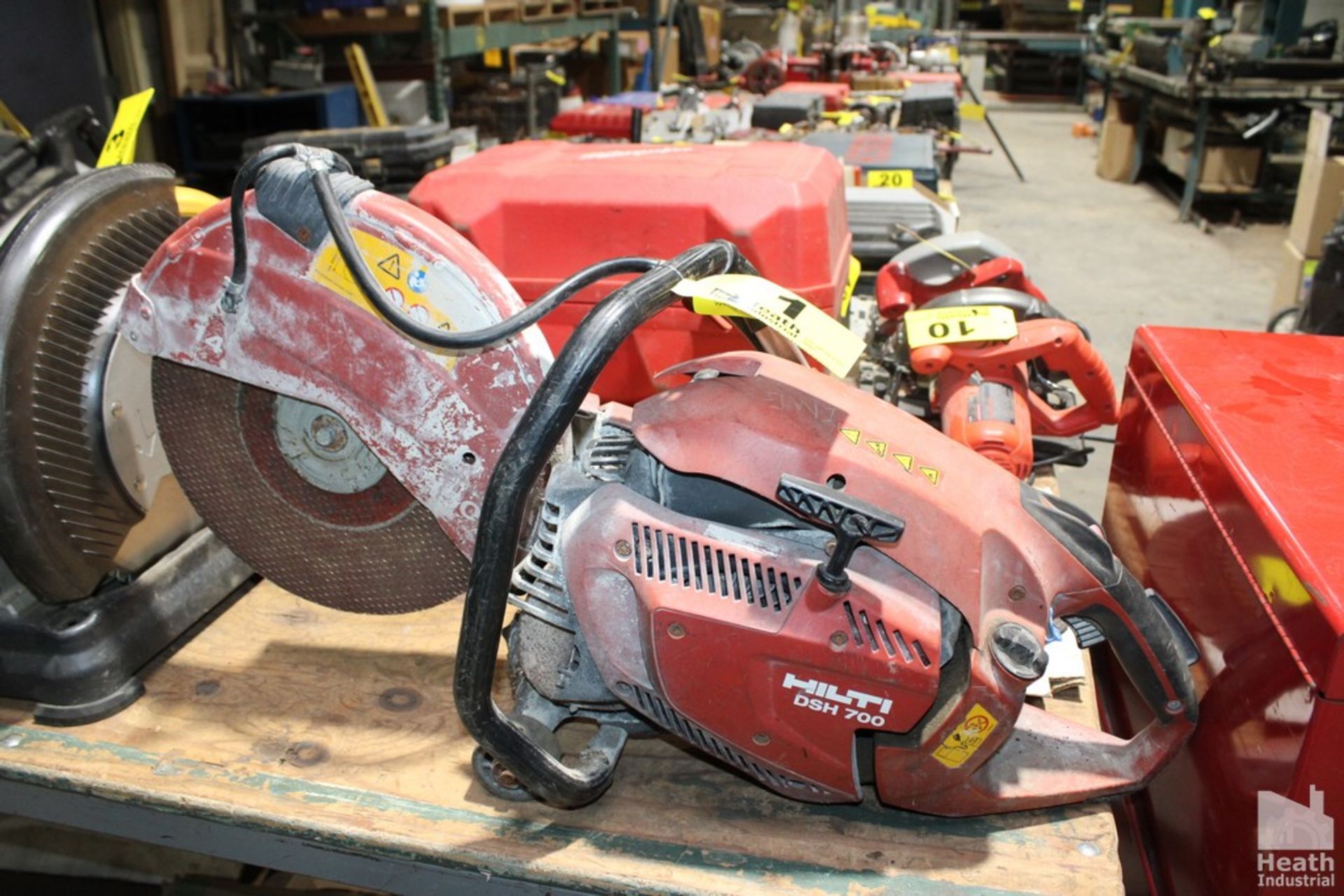 HILTI MODEL DSH700 12" GAS POWERED PARTNER SAW