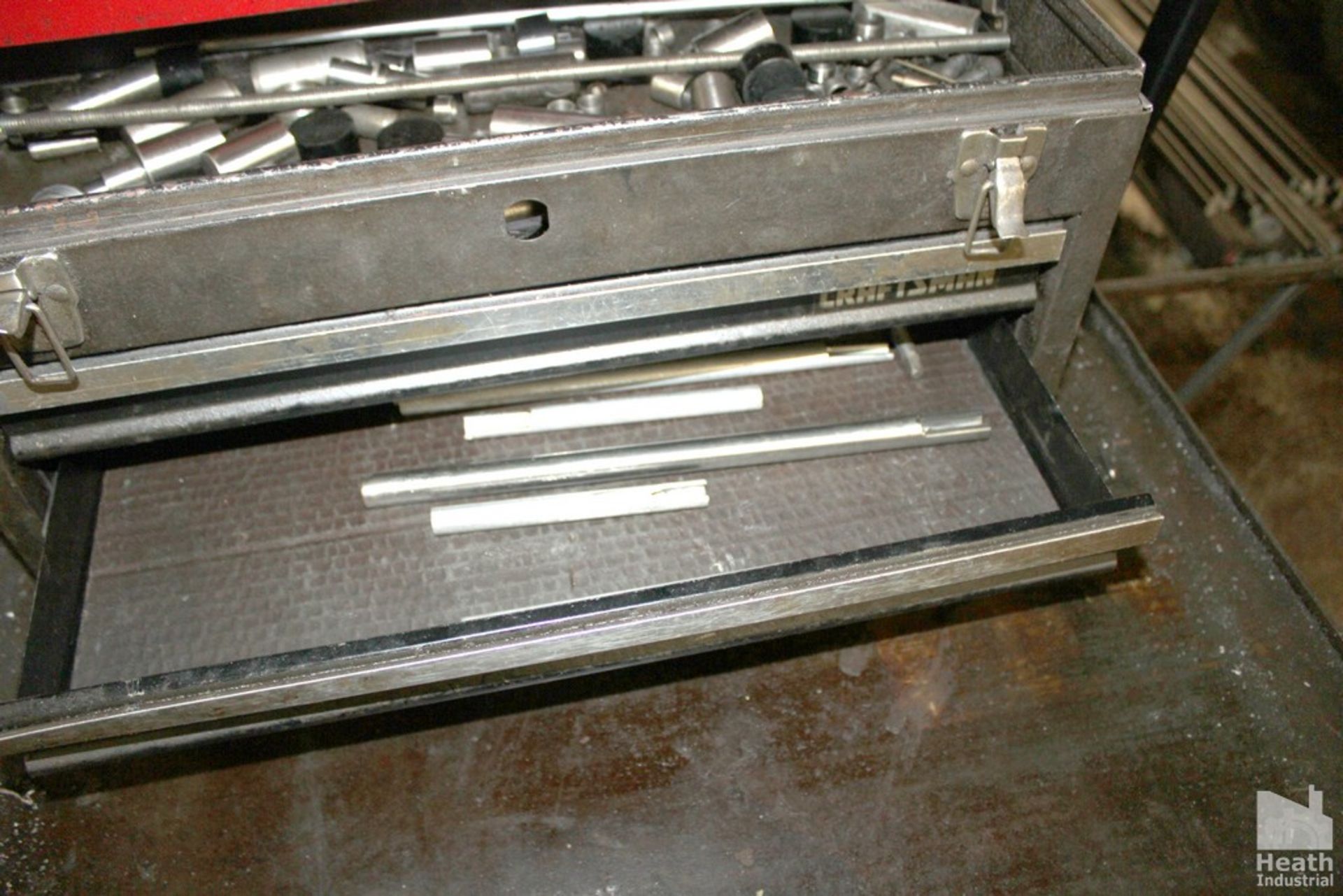 CRAFTSMAN THREE DRAWER TOOL BOX 21" X 9" X 12" WITH CONTENTS PARTS AND SUPPLIES - Image 3 of 4