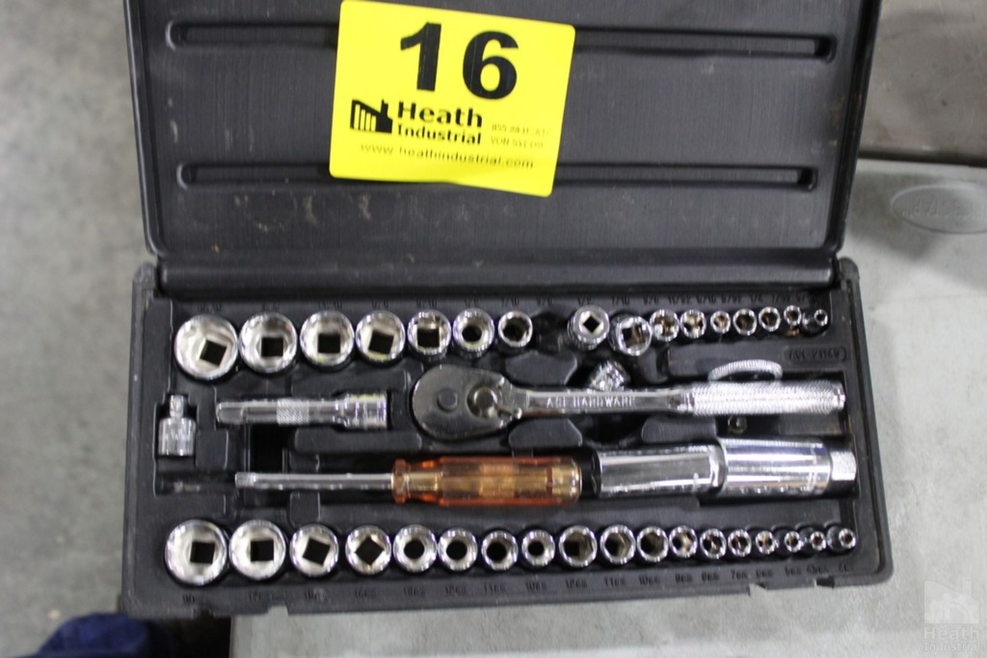 ACE SOCKET SET IN CASE