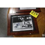 AUTOGRAPHED PHOTO OF WALTER PAYTON, NO AUTHENTICATION AVAILABLE