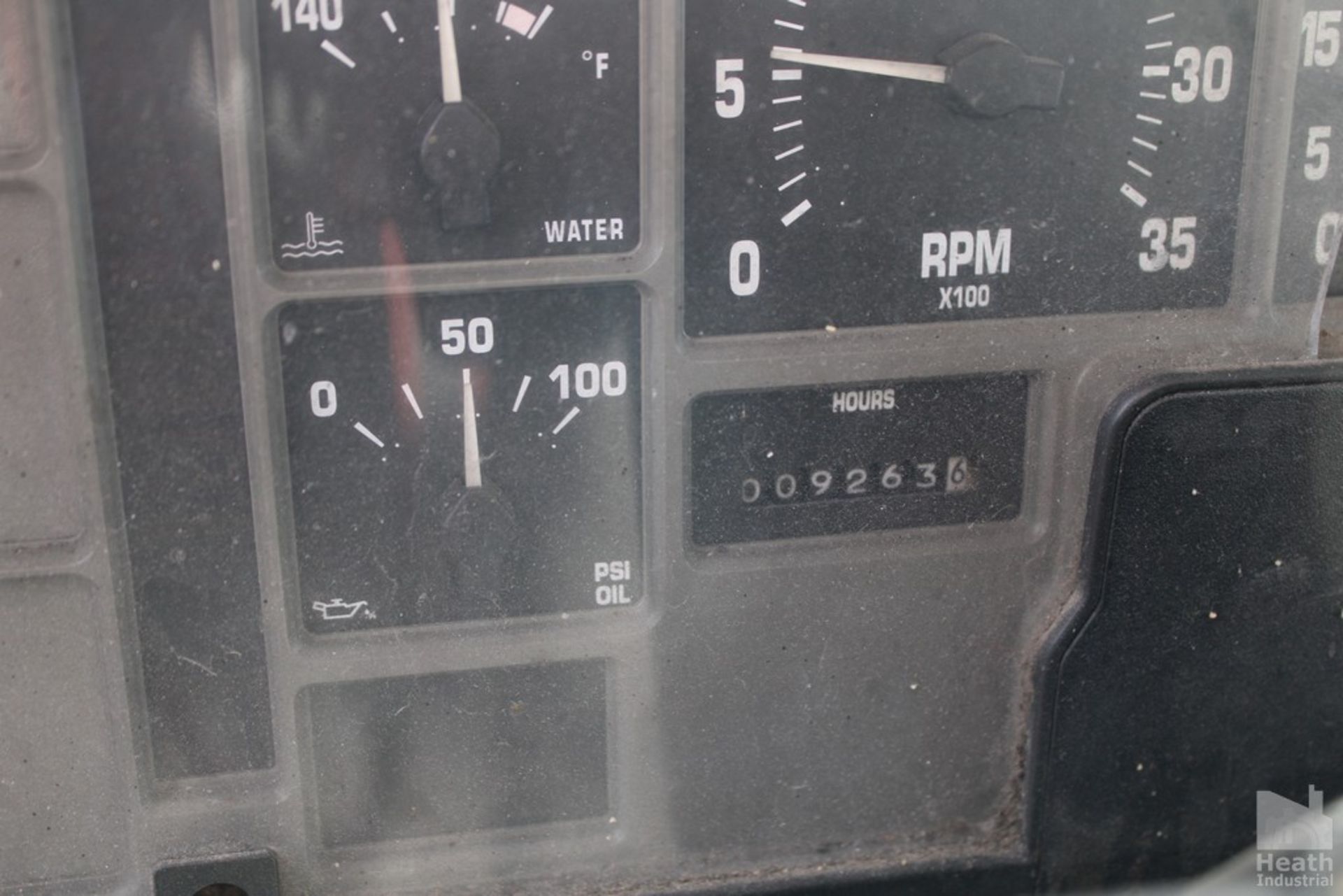 2002 INTERNATIONAL 4700 25FT MOVERS TRUCK, 7.6L LG DIESEL ENGINE, 220,280 MILES SHOWN ON ODOMETER, - Image 11 of 12