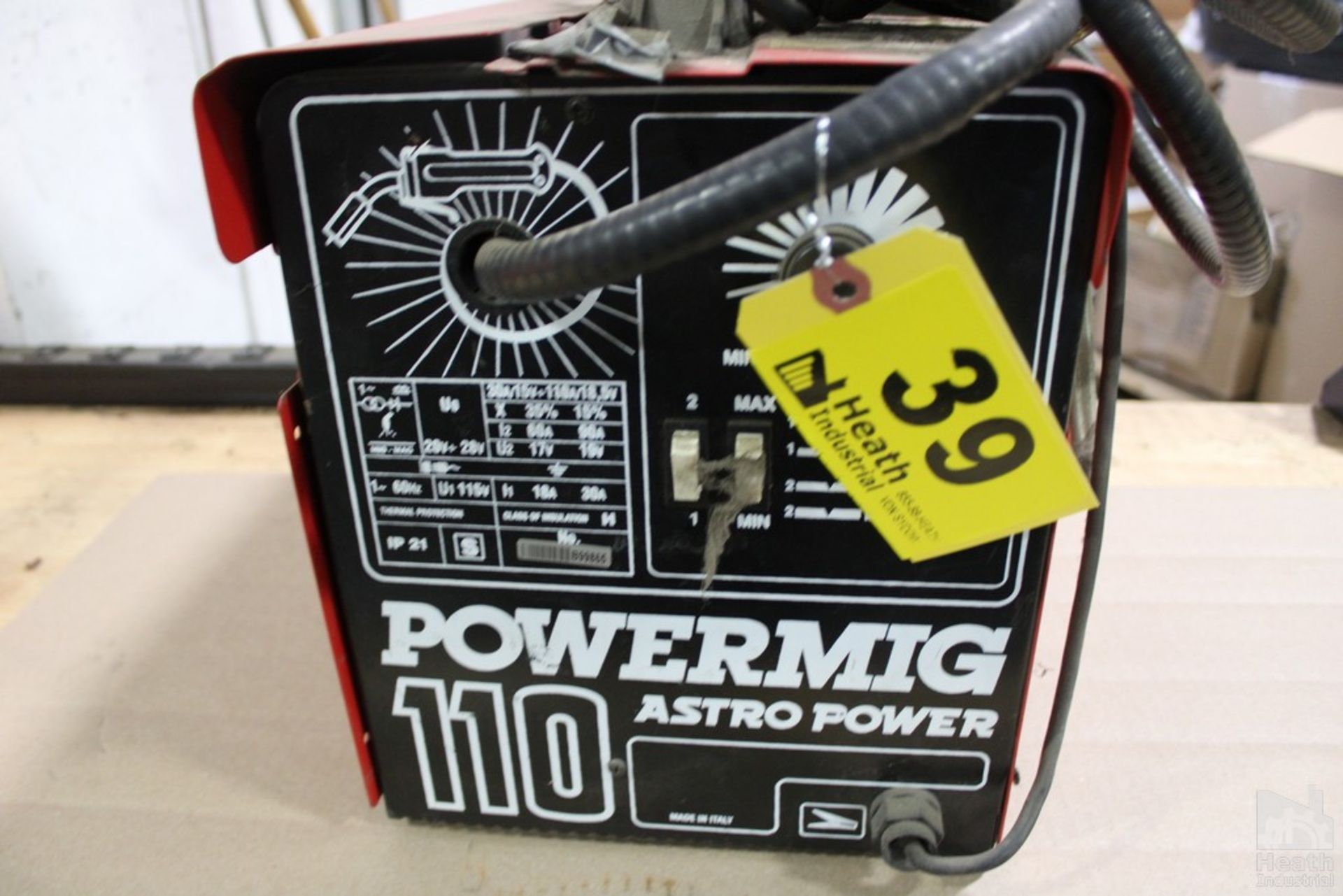 ASTRO POWER POWER MIG 110 WELDER - Image 2 of 3