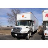 2007 INTERNATIONAL 4300 24FT MOVERS TRUCK, 7.6L L6 DIESEL ENGINE, 245,932 MILES SHOWN ON ODOMETER,