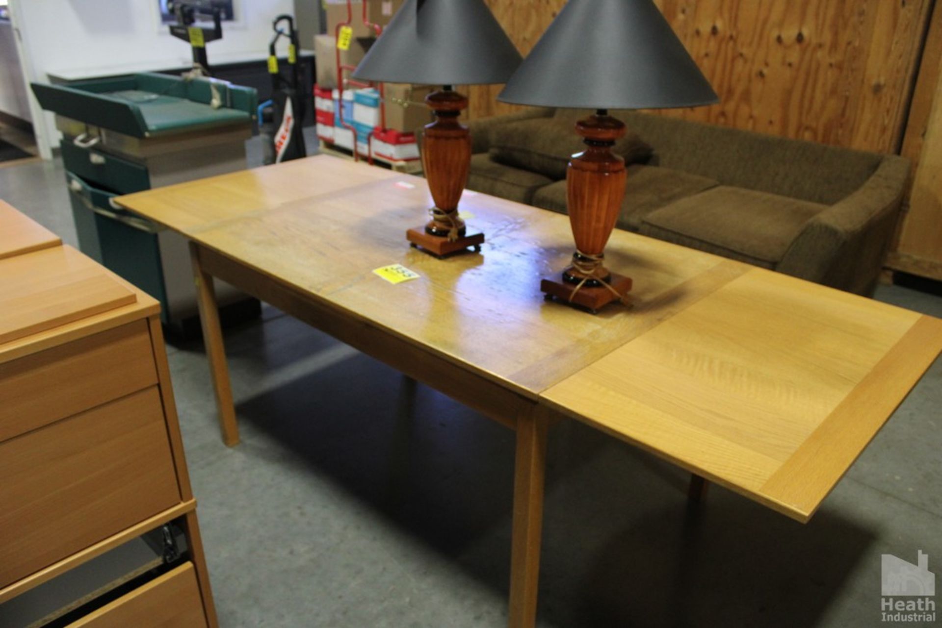 WOOD DINING ROOM TABLE, EXPANDS FROM 53" X 93"