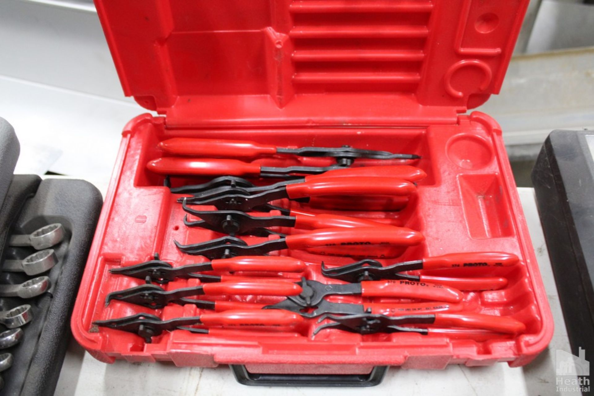 PROTO 360B TWELVE PIECE SNAP RING PLIER SET - Image 2 of 2