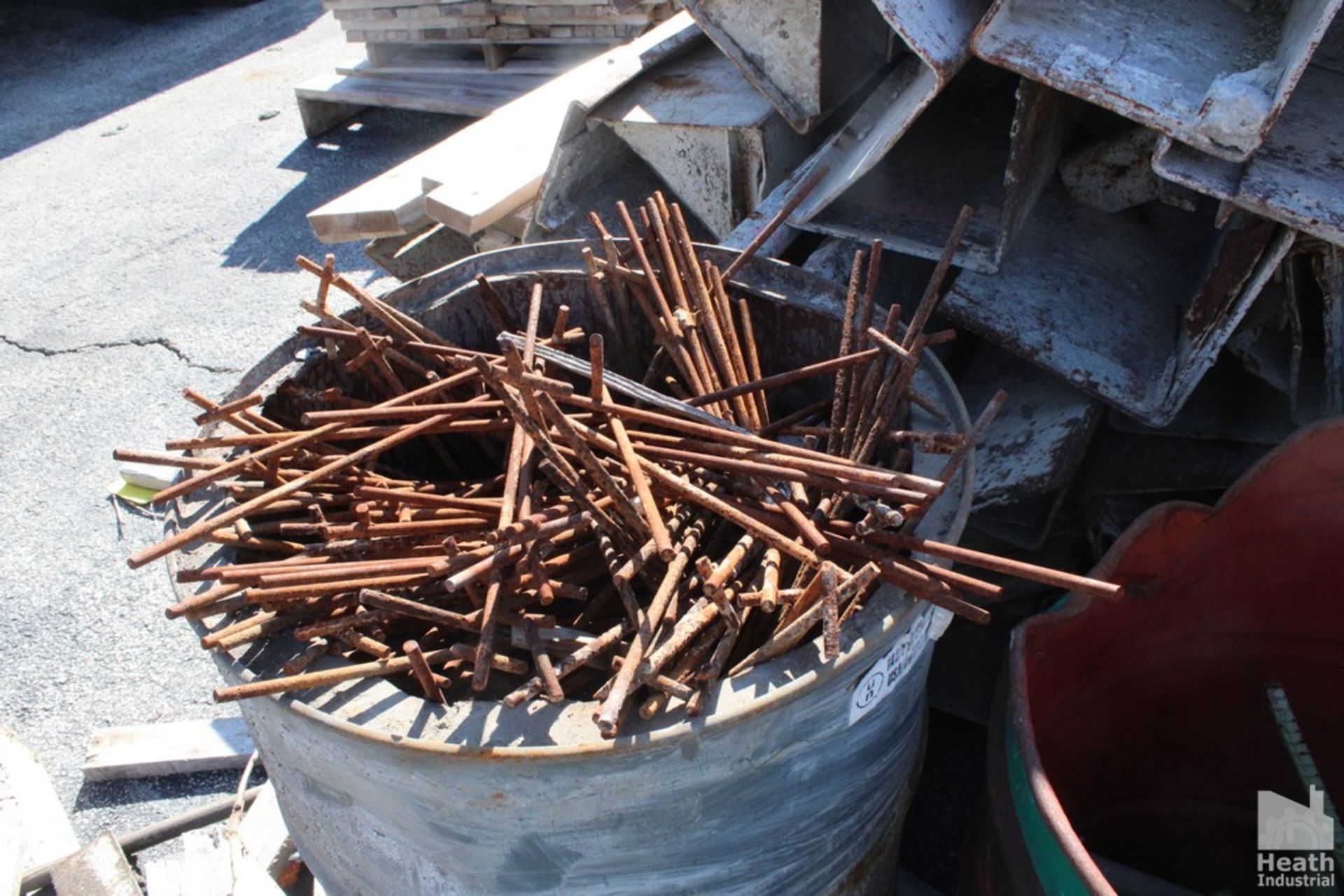 (6) DRUMS OF STEEL RODS AND SUPPLIES - Image 2 of 5