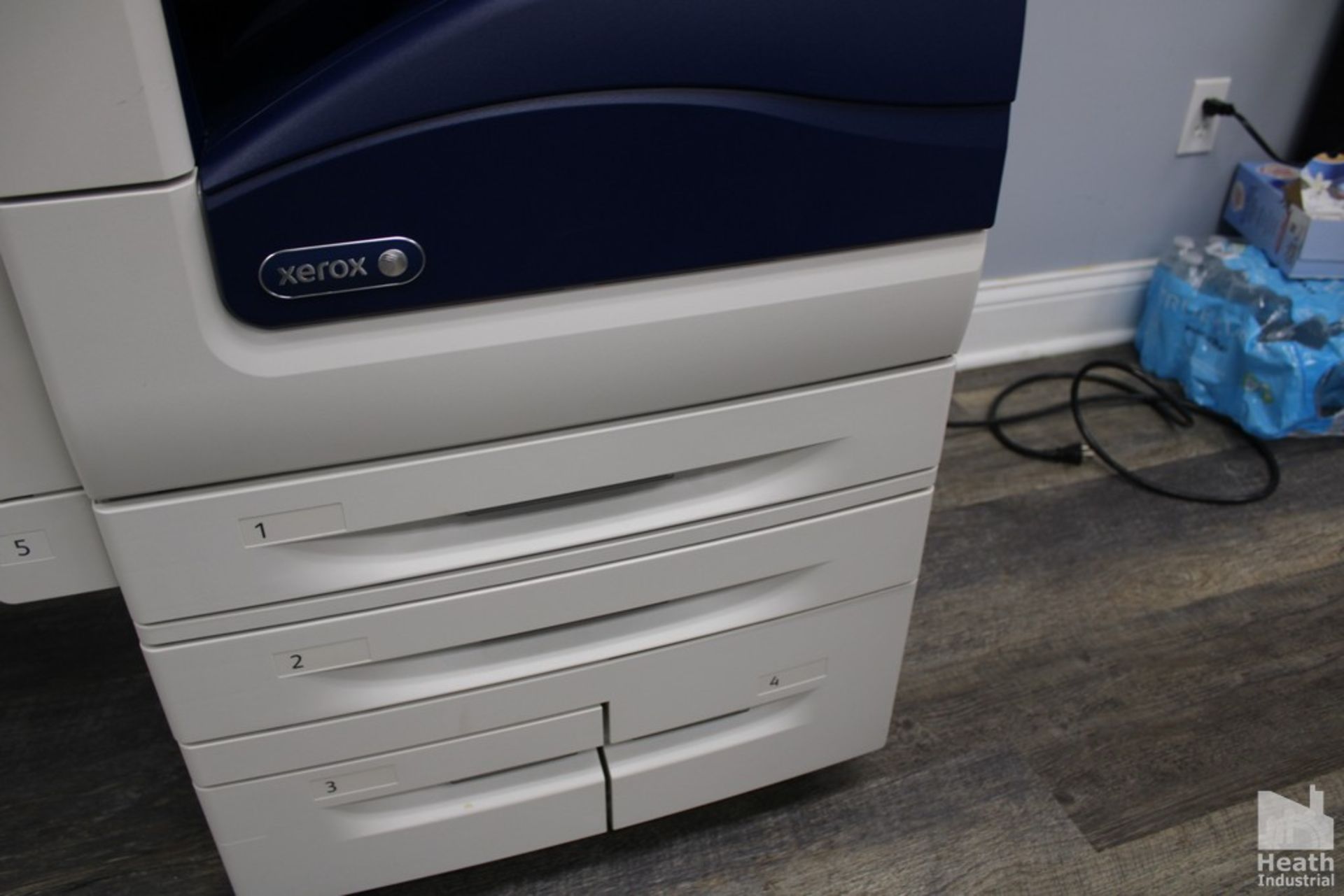 XEROX WORK CENTER 7855 MULTIFUNCTION COLOR COPIER, WITH ADF, PAPER TRAYS, ETC. - Image 2 of 3
