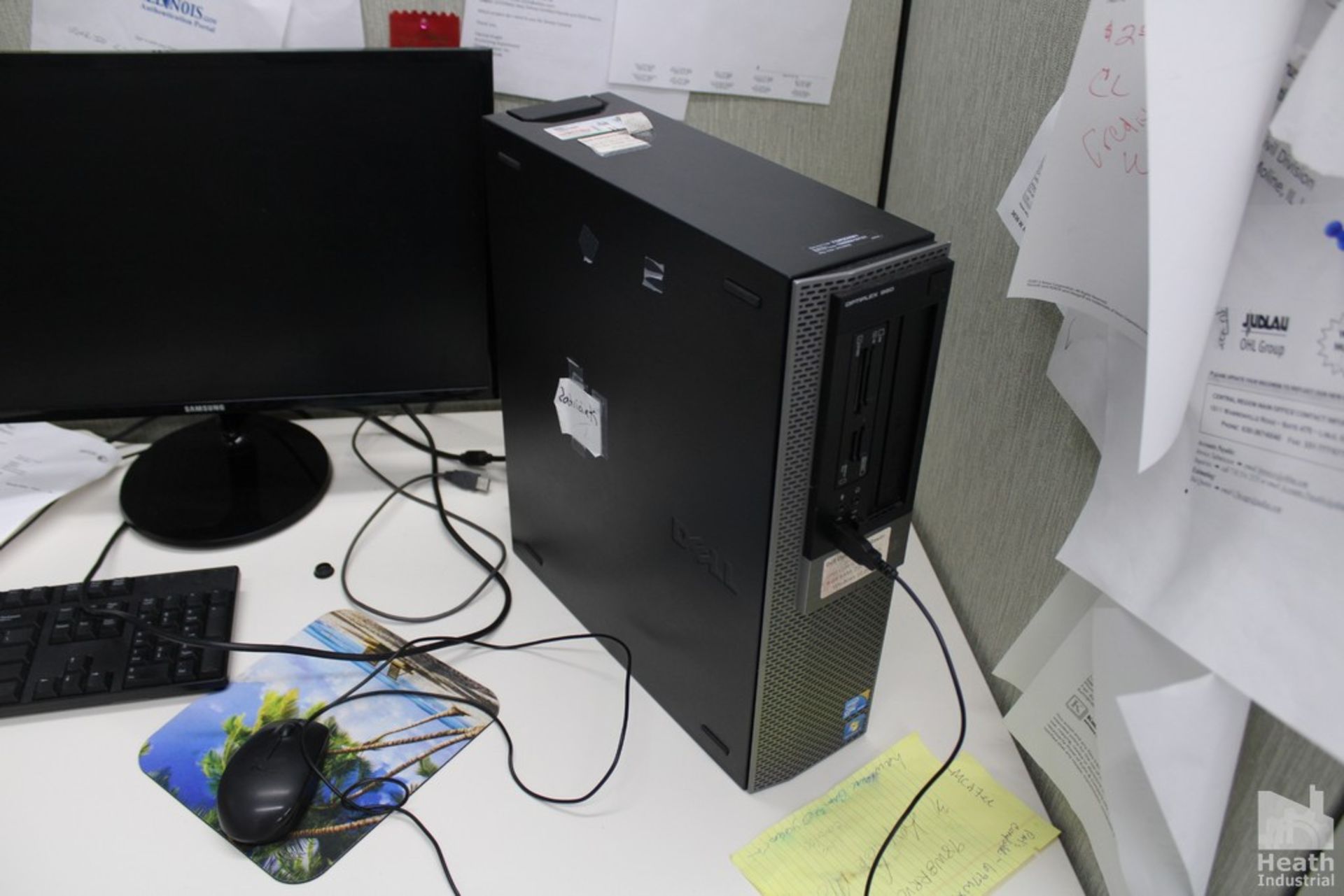 DELL OPTIPLEX 980 TOWER WITH TWO MONITORS, KEYBOARD AND MOUSE - Image 2 of 3