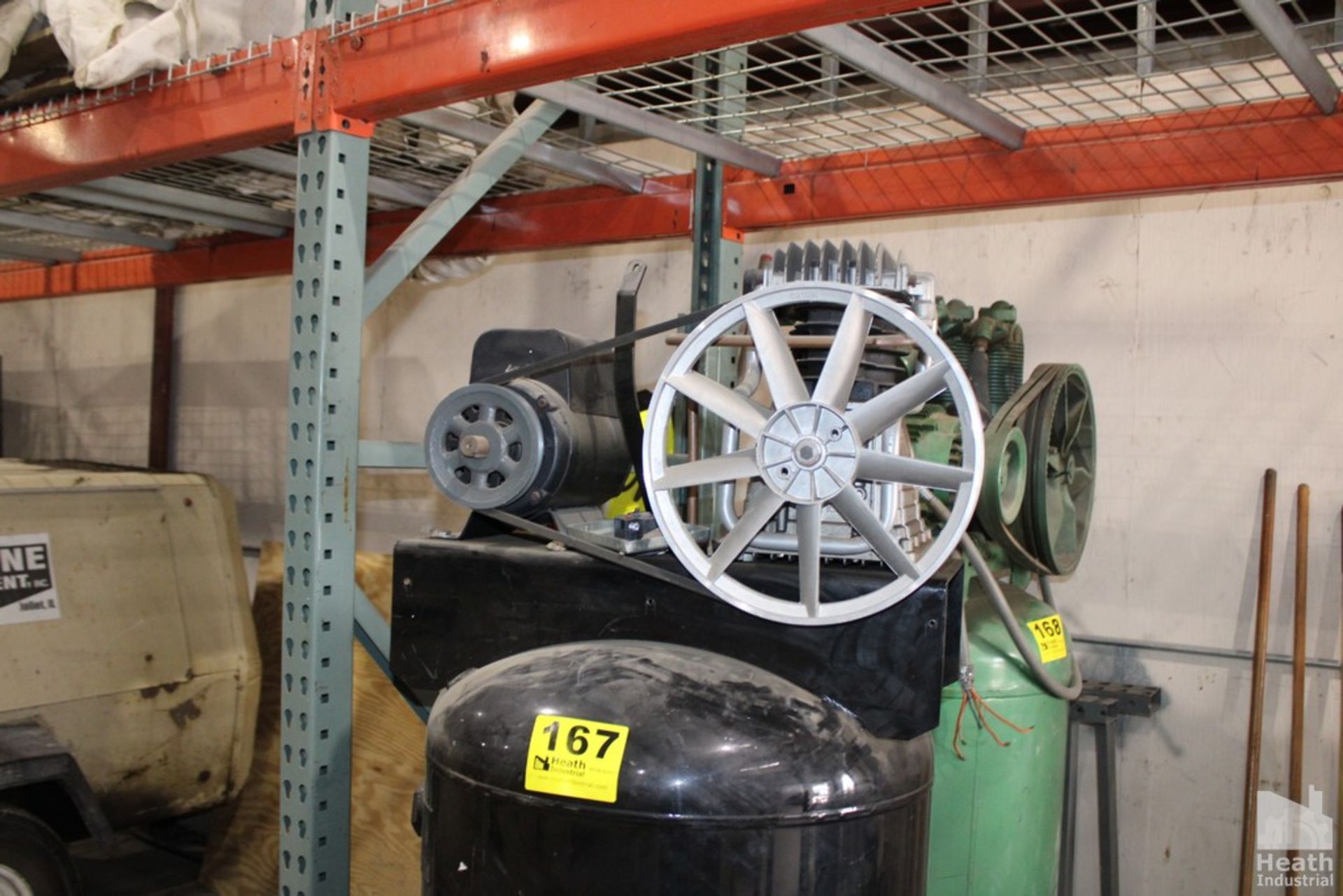 SANBORN 5 HP (ESTIMATED) VERTICAL TANK MOUNTE AIR COMPRESSOR