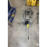 PITTSBURG LOW PROFILE TRANSMISSION JACK 2000 LB CAPACITY