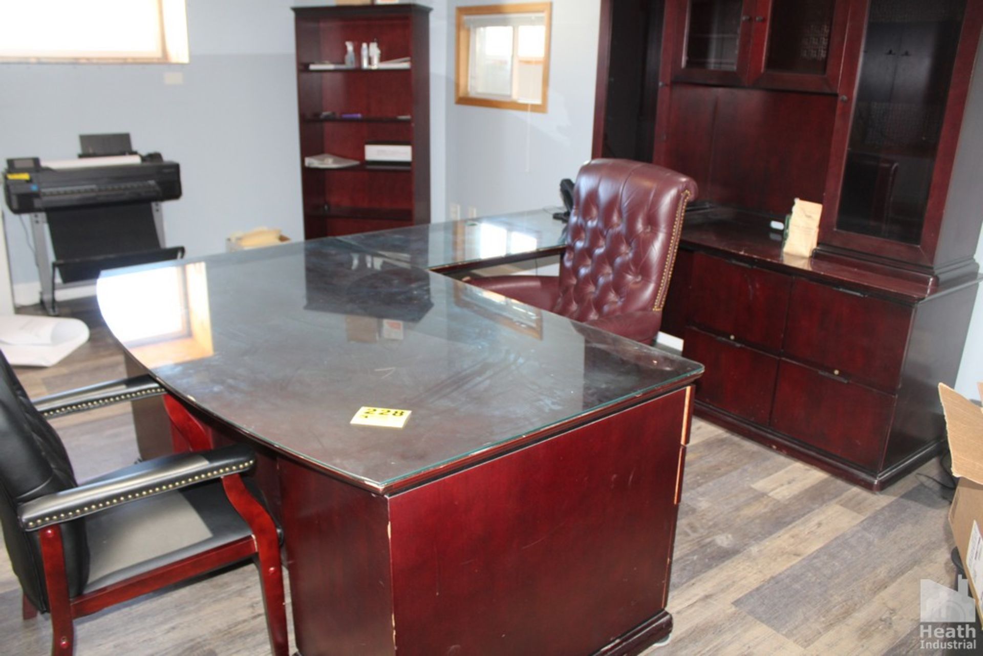 EXECUTIVE OFFICE WITH DESK, CREDENZA, CABINET, SHELF AND TWO CHAIRS - Image 4 of 4