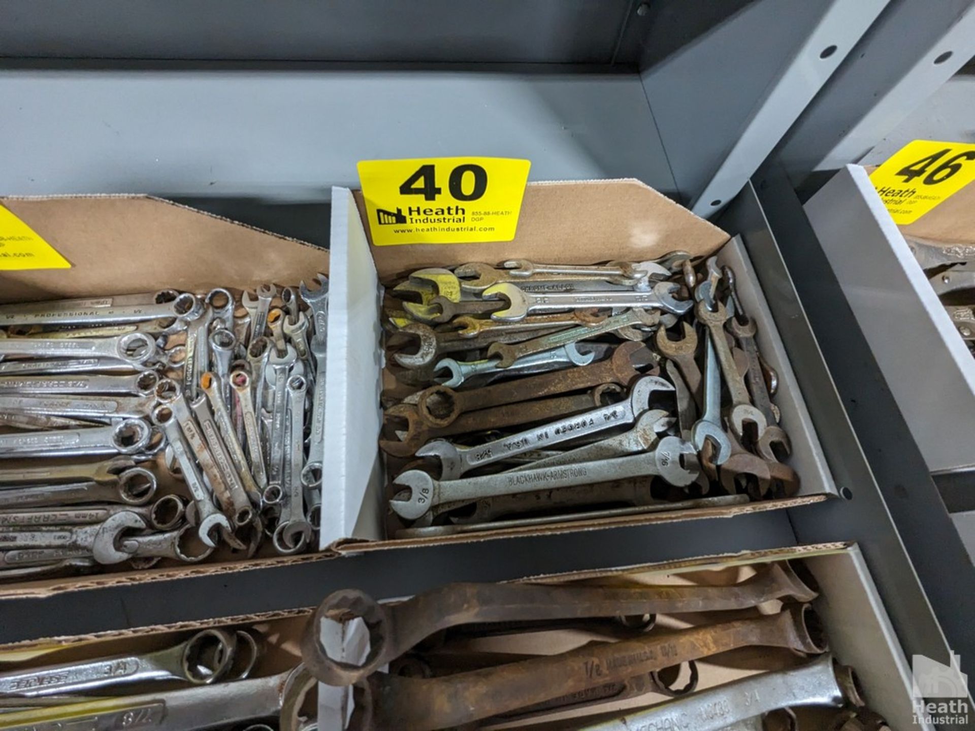 OPEN END WRENCHES IN BOX