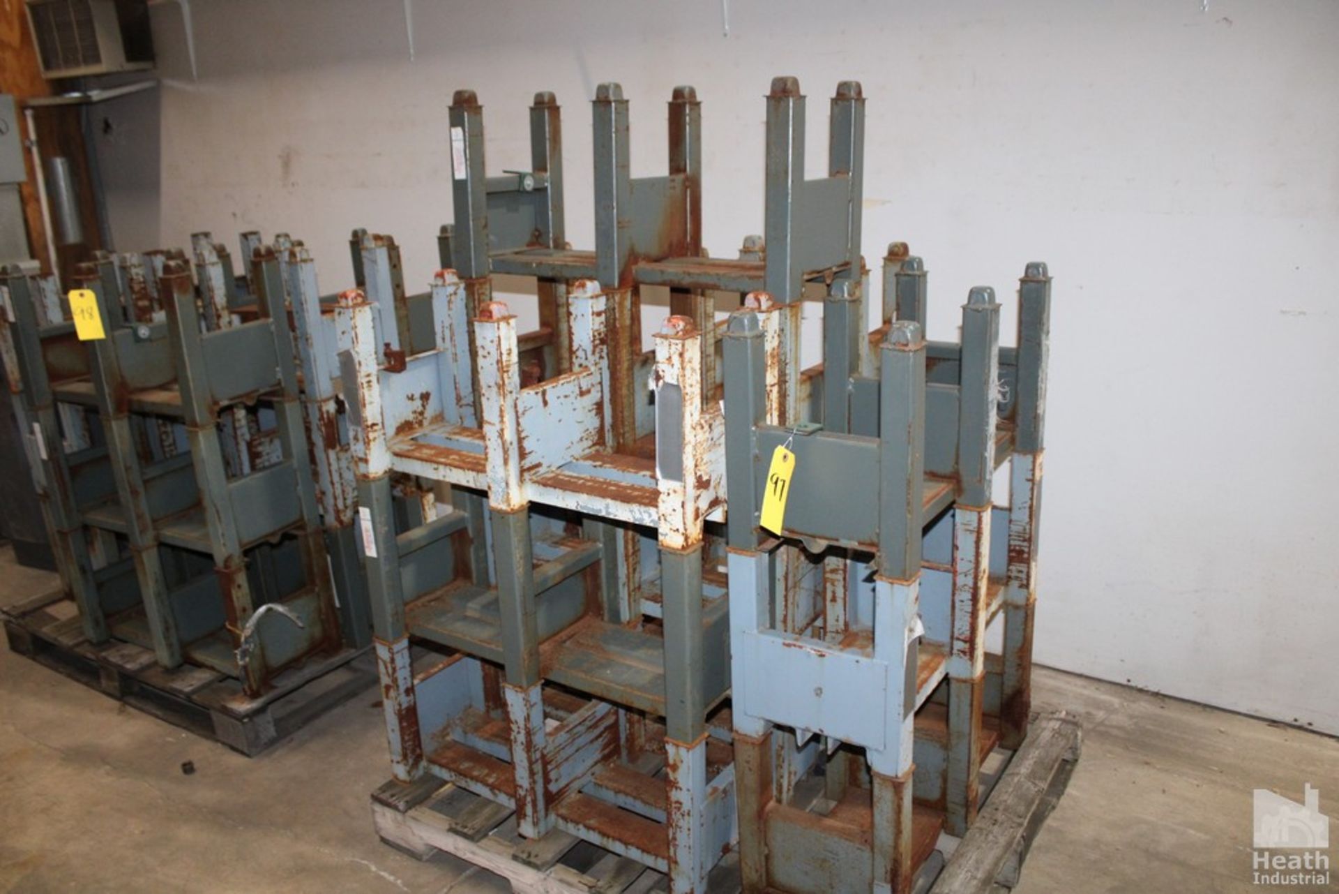 LOT OF JARKE STACKABLE PIPE RACKS ON SKID