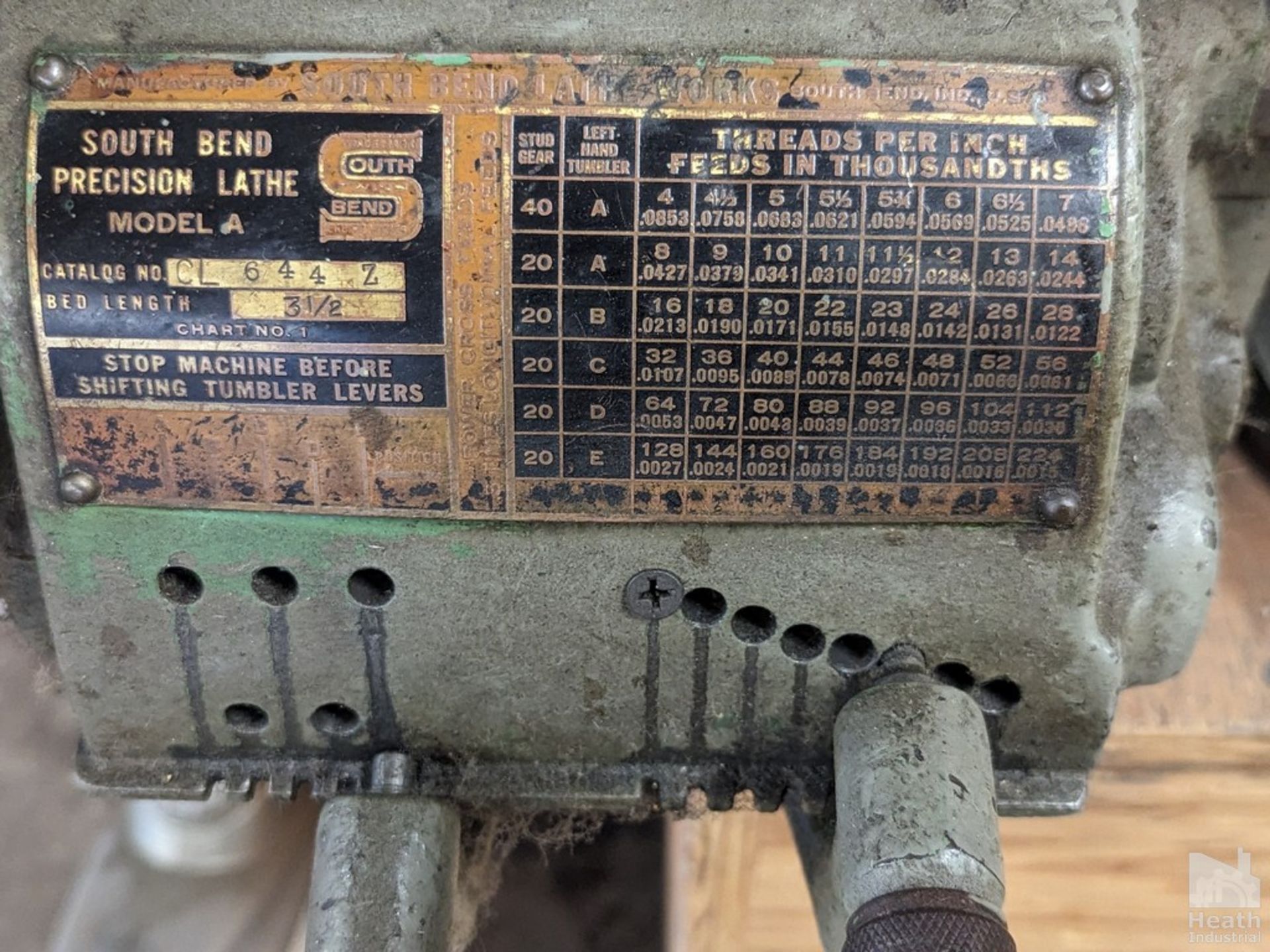 SOUTH BEND 10" X 24" BELT DRIVEN BENCH LATHE, S/N 31605NAR9, WITH 3 -JAW CHUCK, INCH THREADING - Image 7 of 7