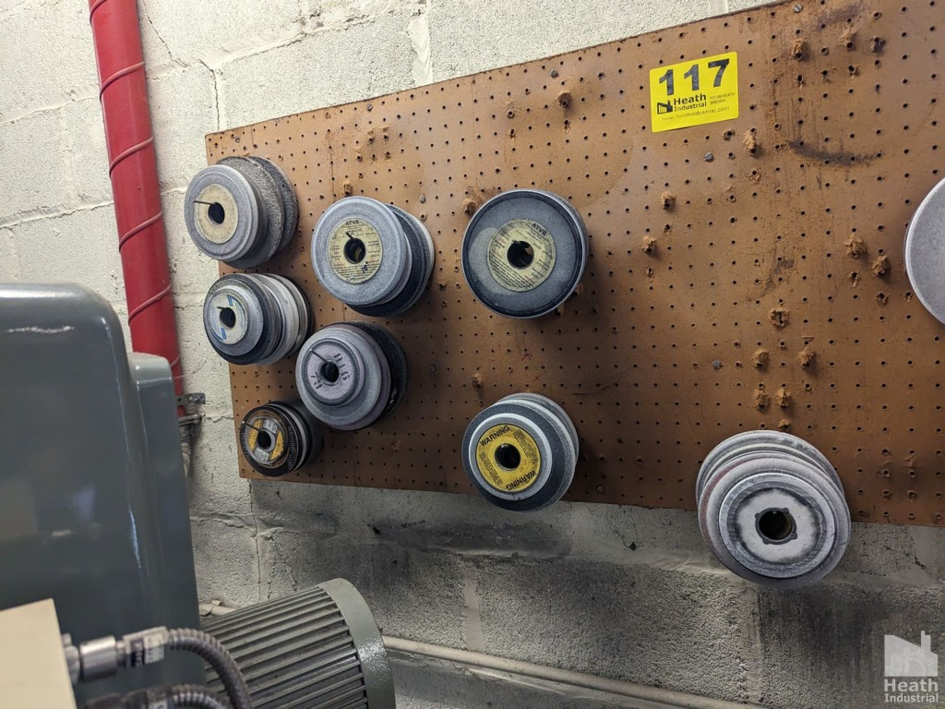 ASSORTED GRINDING WHEELS ON PEG BOARD (WALL MOUNTED) - Image 3 of 3