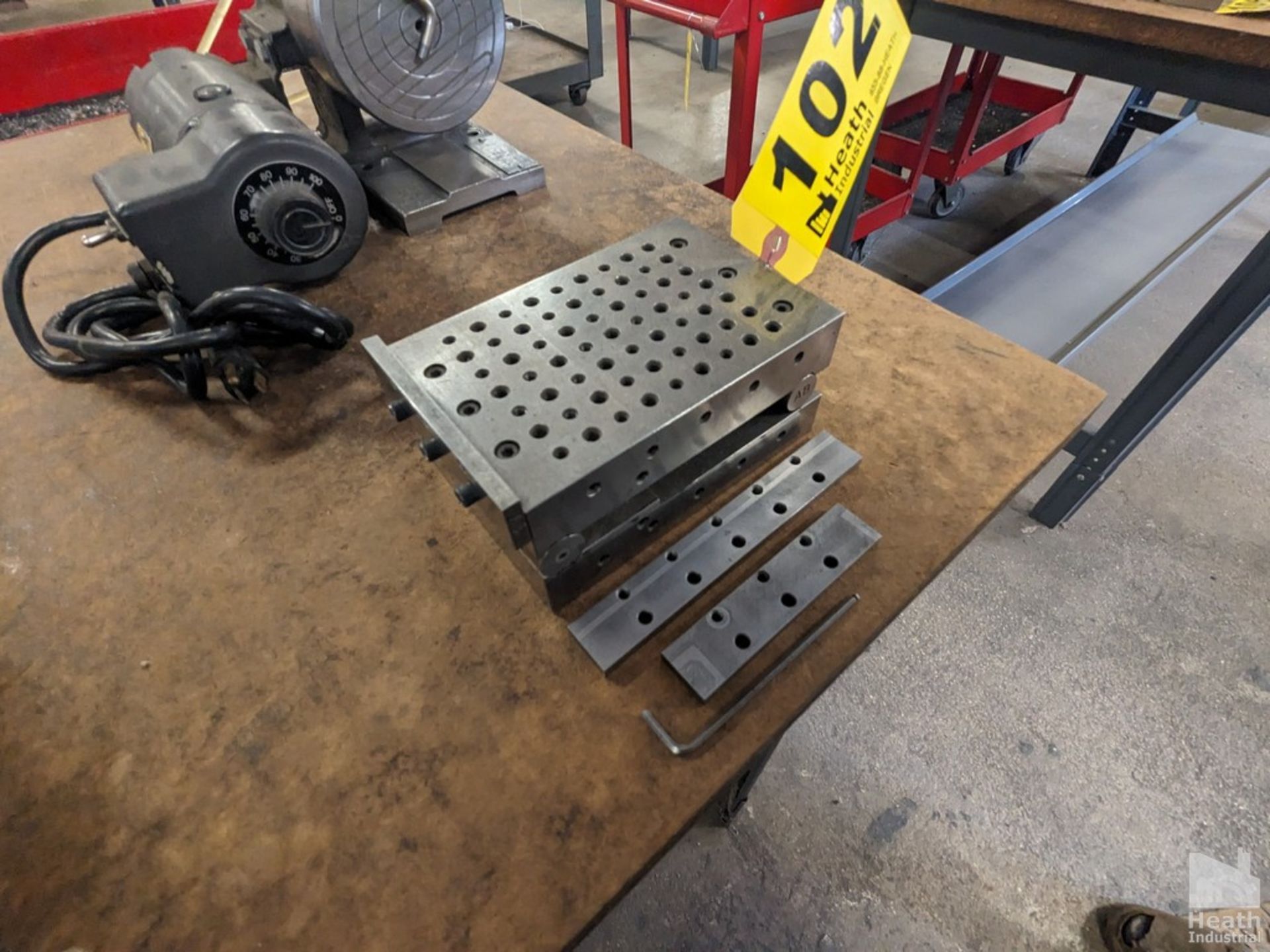 AB TOOL 6" X 4" DRILLED AND TAPPED SINE TABLE