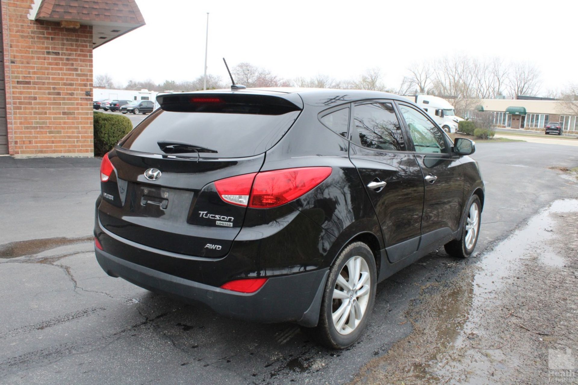 2013 HYUNDAI TUCSON SUV, LEATHER INTERIOR, 2.4L L4, VIN KM8JUCAC0DU606556, 127,184 MILES SHOWN ON - Image 3 of 10