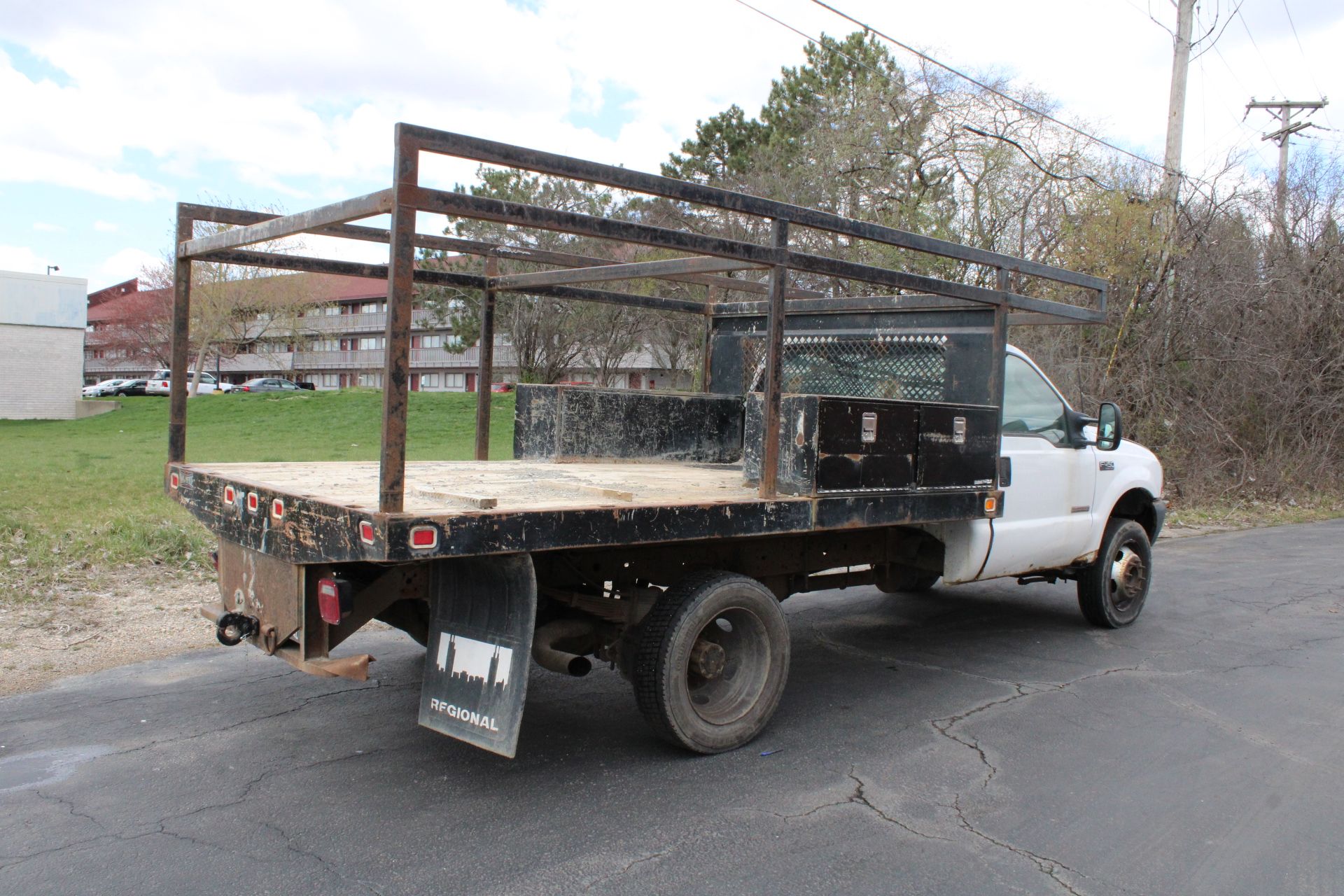 2003 FORD F-450 SUPER DUTY, 2WD, 6.0L V8 32V TURBO DIESEL, VIN 1FDXF46P83ED40184, 284,506 MILES SHO - Image 2 of 7