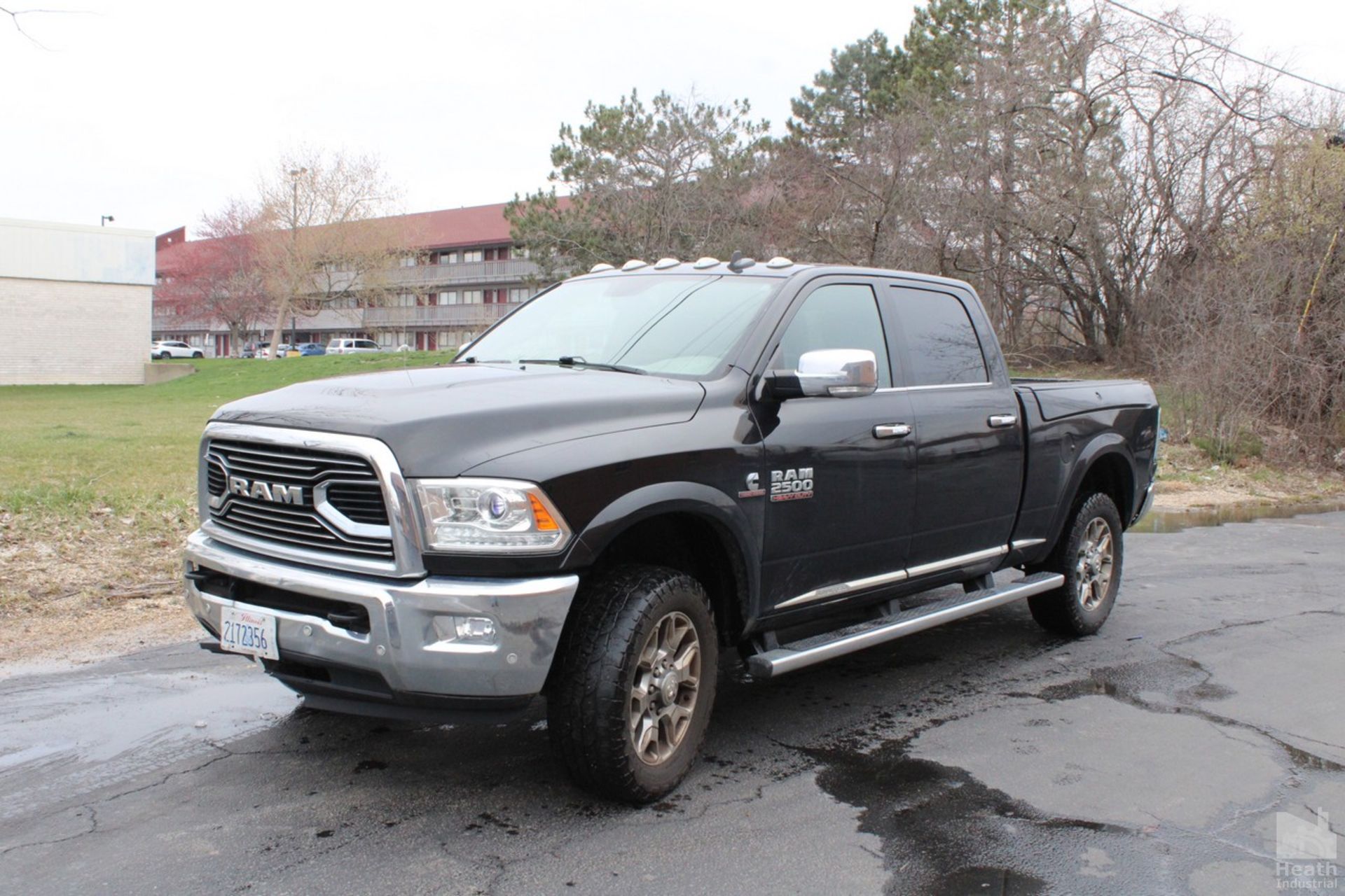 2017 RAM 2500, LONGHORN CREW CAB, SWB 4WD, 6.7L L6 TURBO DIESEL, VIN 3C6UR5GL5HG516180, 142,095 - Image 2 of 14