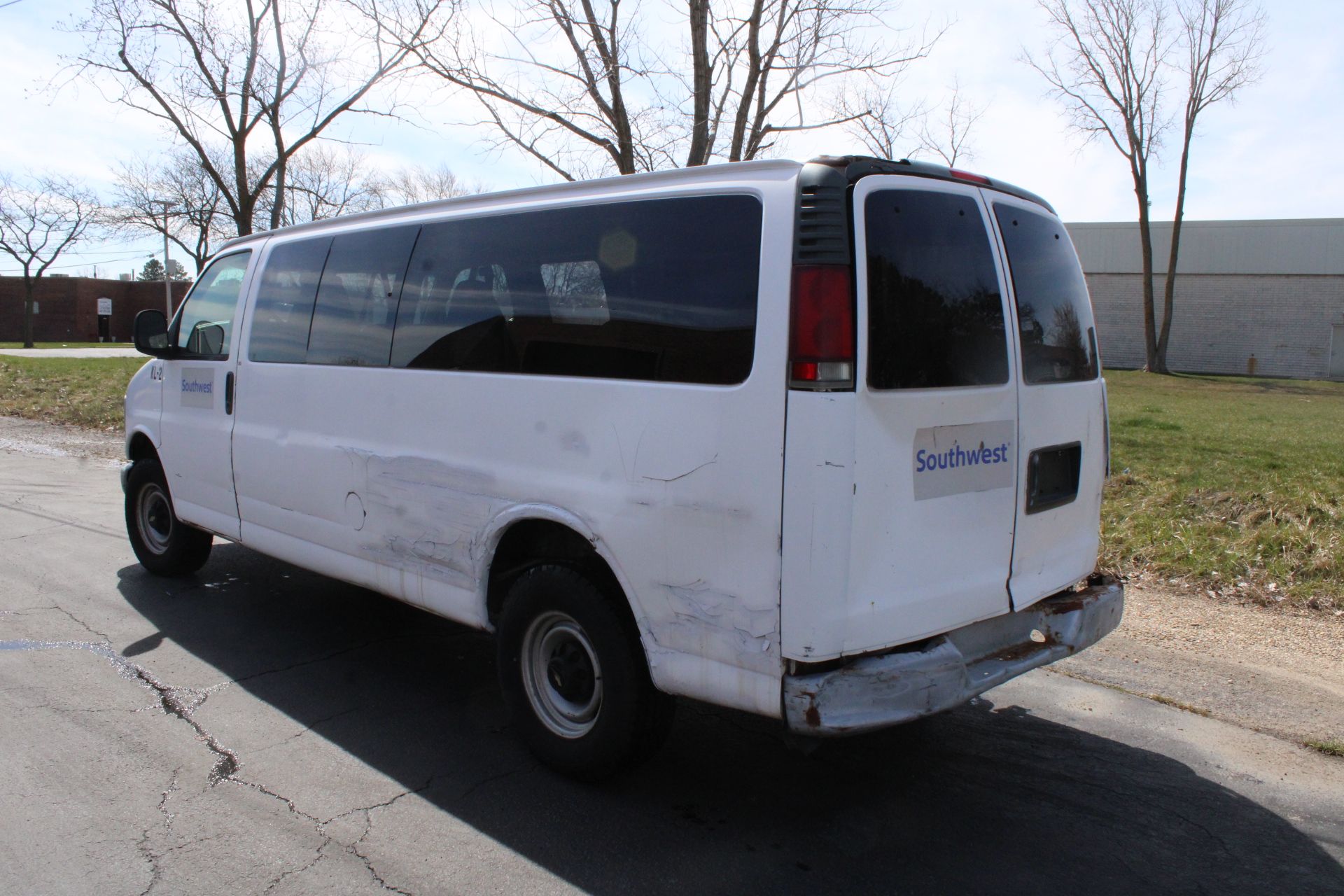 2000 CHEVROLET G3500 VANS EXPRESS EXT WAGON, - Image 4 of 10