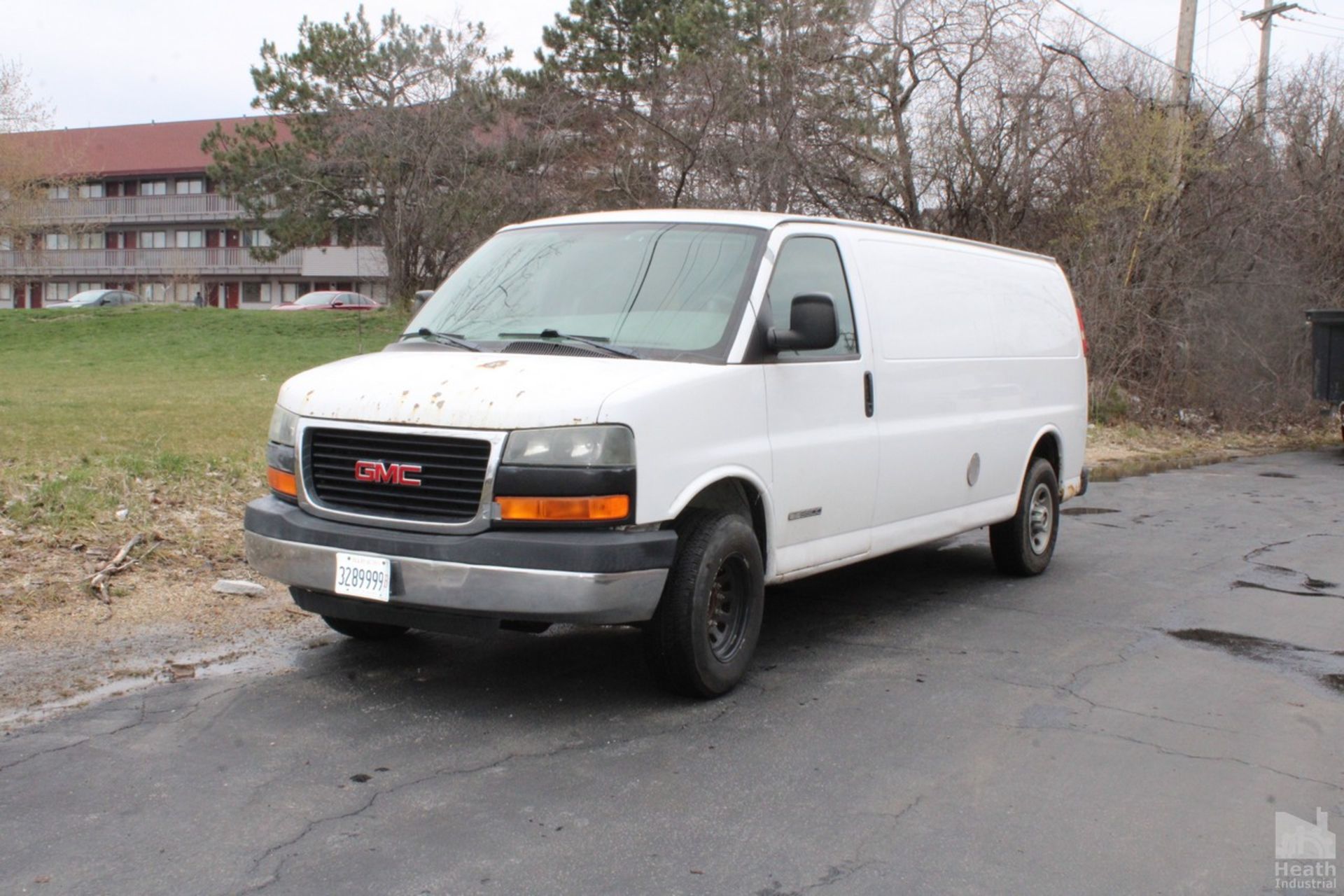 2006 GMC SAVANA G3500 EXTENDED CARGO VAN, 6.0L V8, VIN 1GTHG39U261207756, 158,872 MILES SHOWN - Image 2 of 9