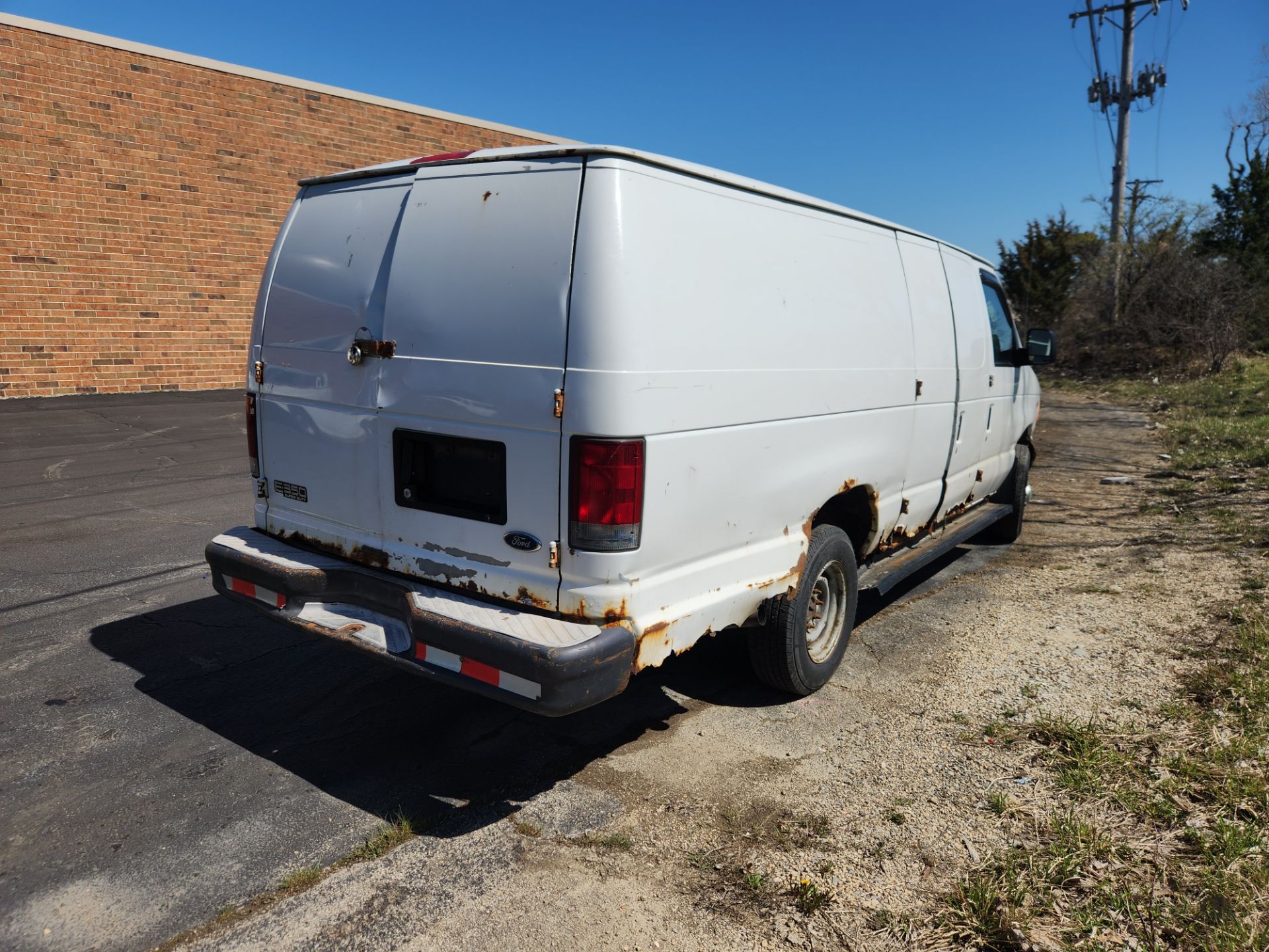 2004 FORD ECONOLONE E350 SUPER DUTY EXTENDED CARGO VAN, 5.4L V8, VIN 1FTSS34L34HA03765, 127,548 MIL - Bild 3 aus 8