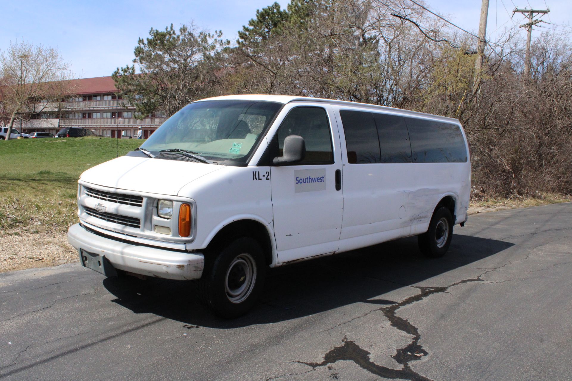 2000 CHEVROLET G3500 VANS EXPRESS EXT WAGON, - Image 2 of 10