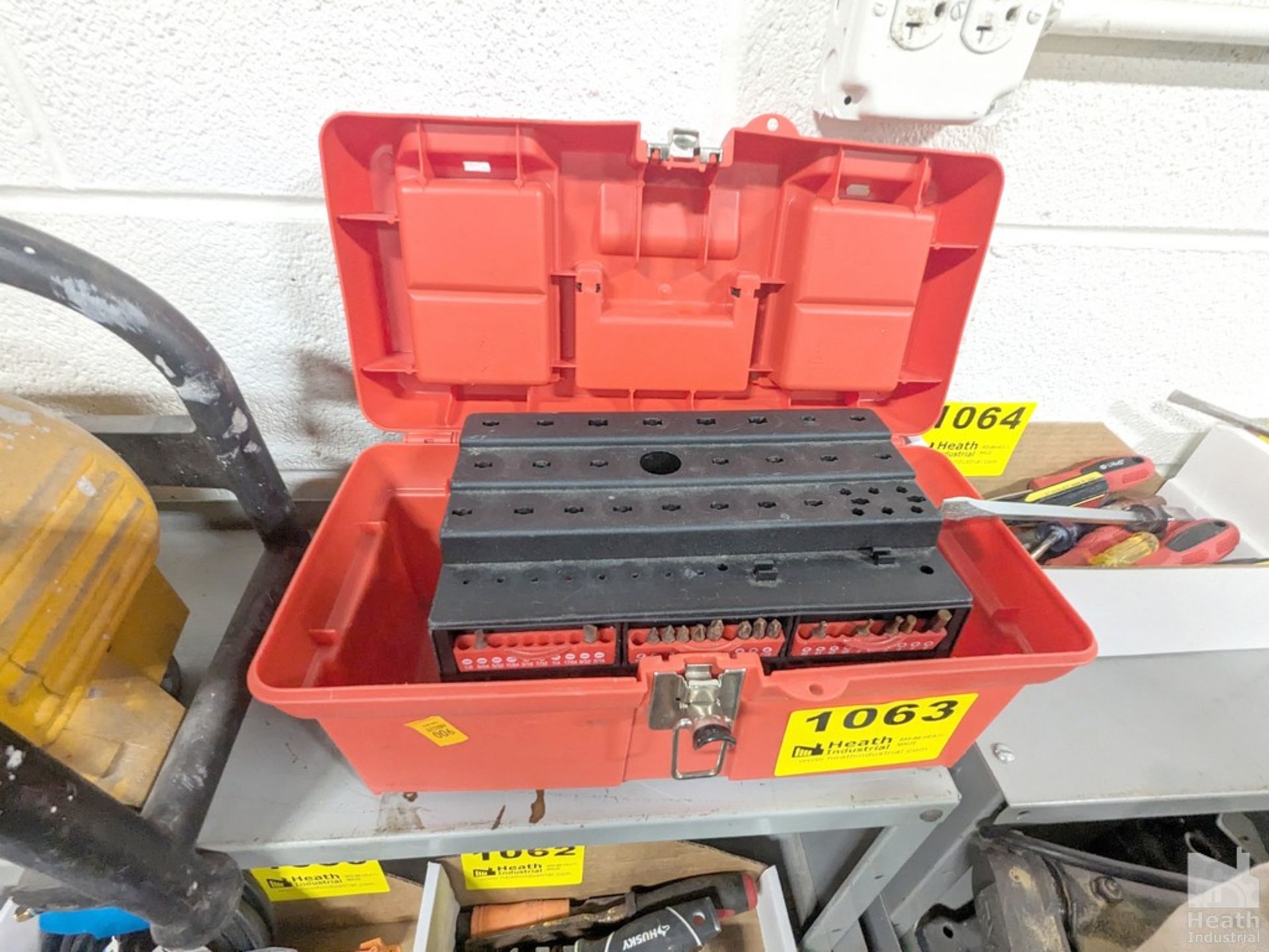 TOOL BOX WITH SCREWDRIVER ORGANIZER & SCREW BITS