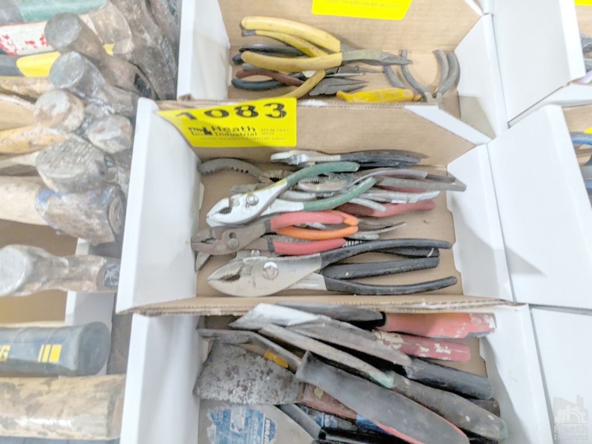 ASSORTED PLIERS IN BOX